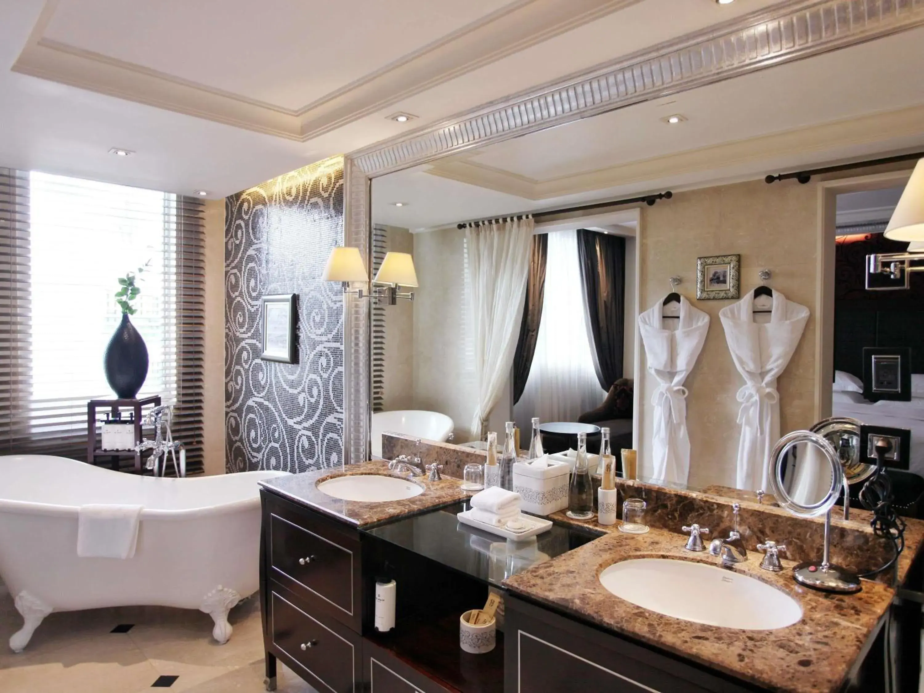 Bedroom in Sofitel Legend Metropole Hanoi Bedroom in Sofitel Legend Metropole Hanoi