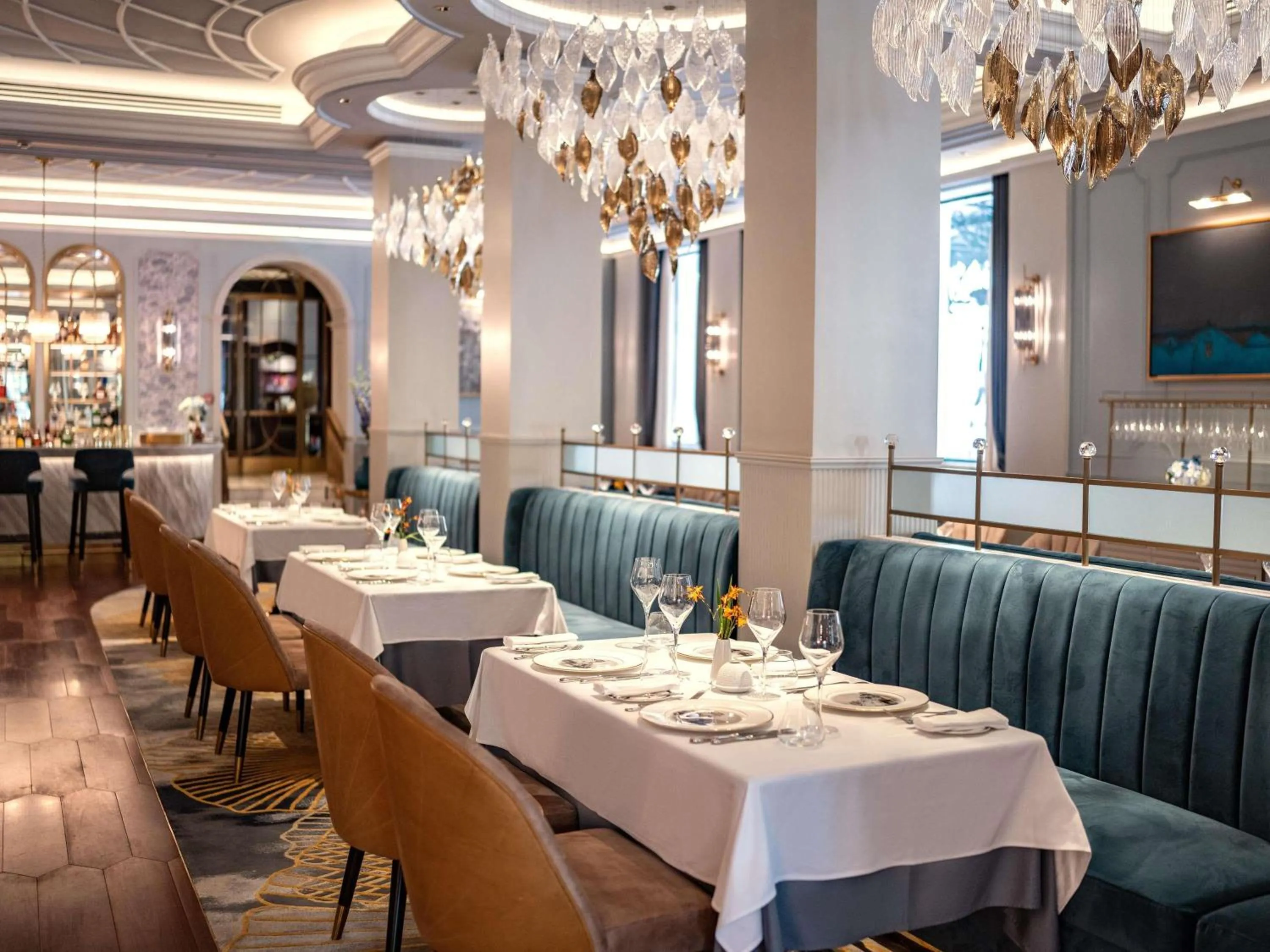 Restaurant/places to eat in Sofitel Legend Metropole Hanoi