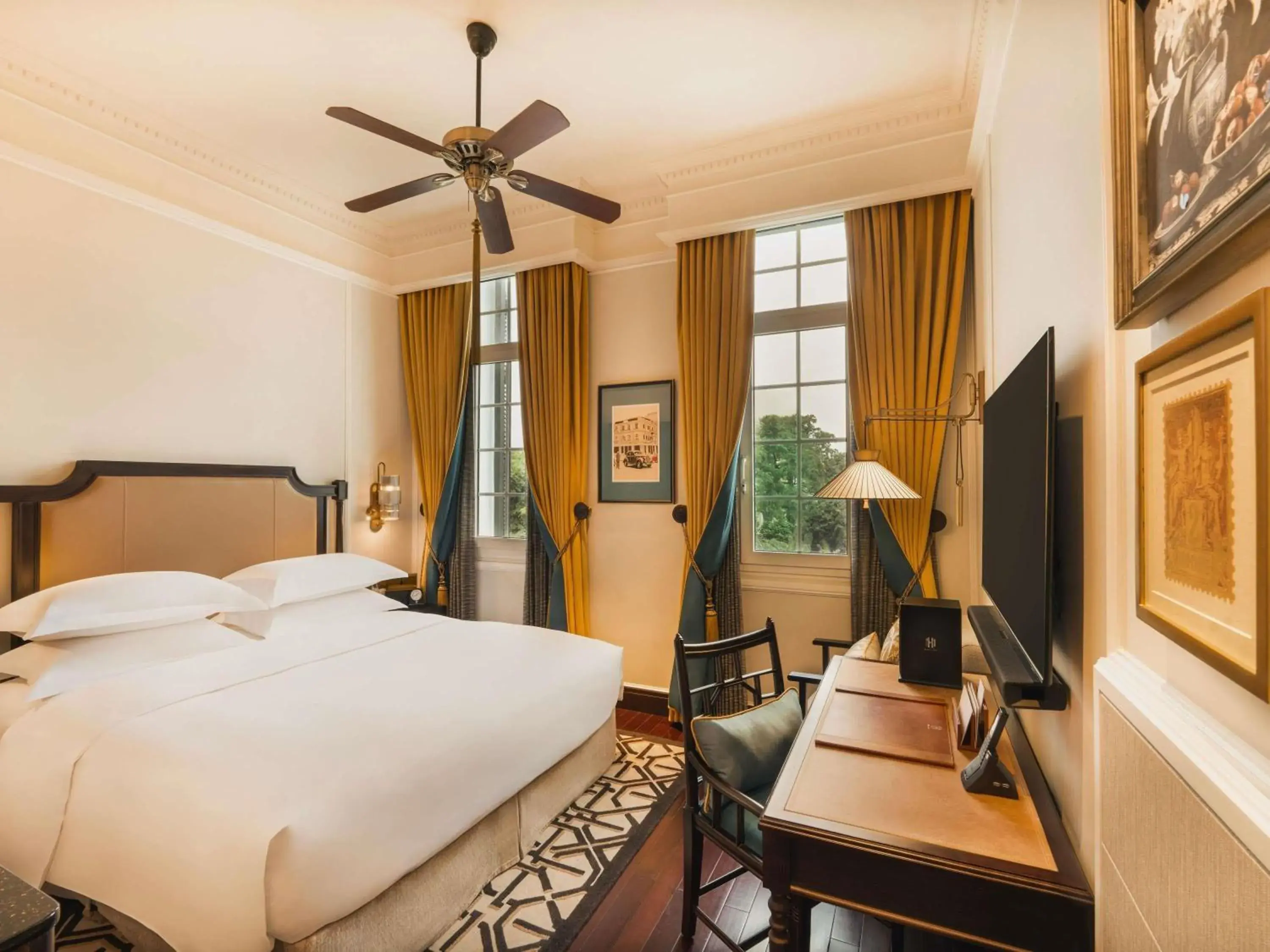 Bedroom, Bed in Sofitel Legend Metropole Hanoi Bedroom, Bed in Sofitel Legend Metropole Hanoi