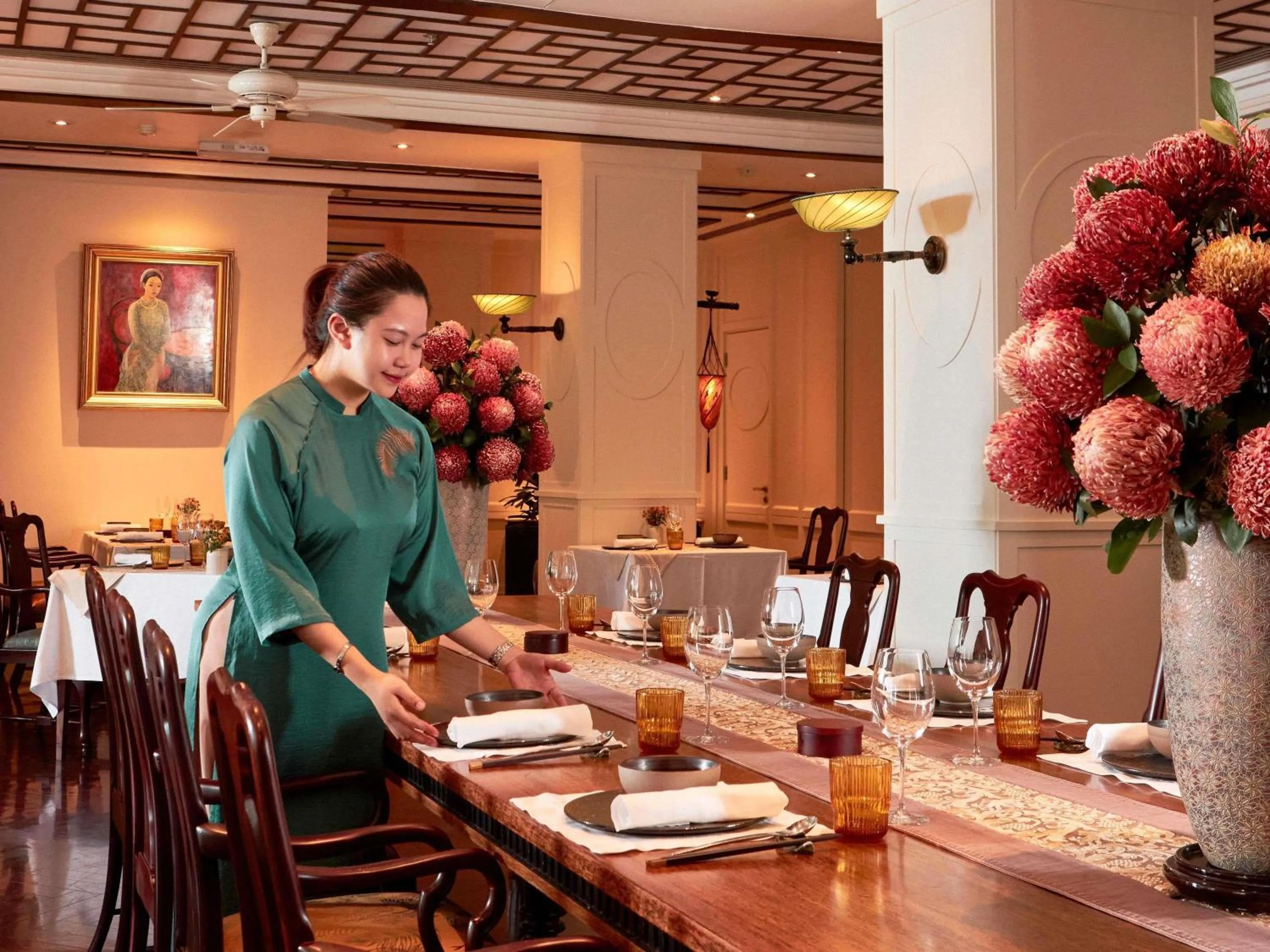 Restaurant/places to eat in Sofitel Legend Metropole Hanoi