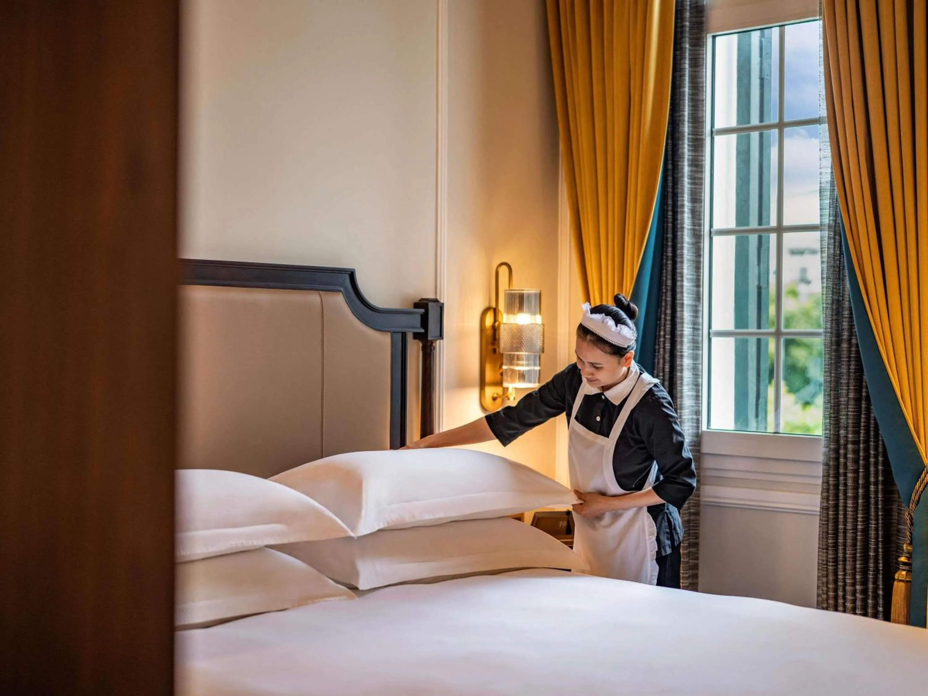 Bedroom, Bed in Sofitel Legend Metropole Hanoi