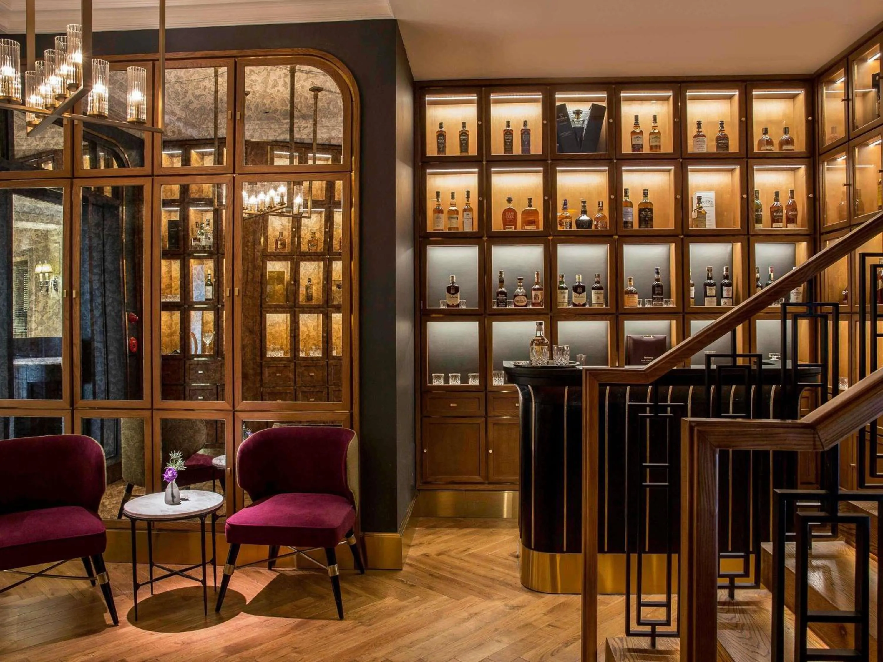 Lounge or bar in Sofitel Legend Metropole Hanoi