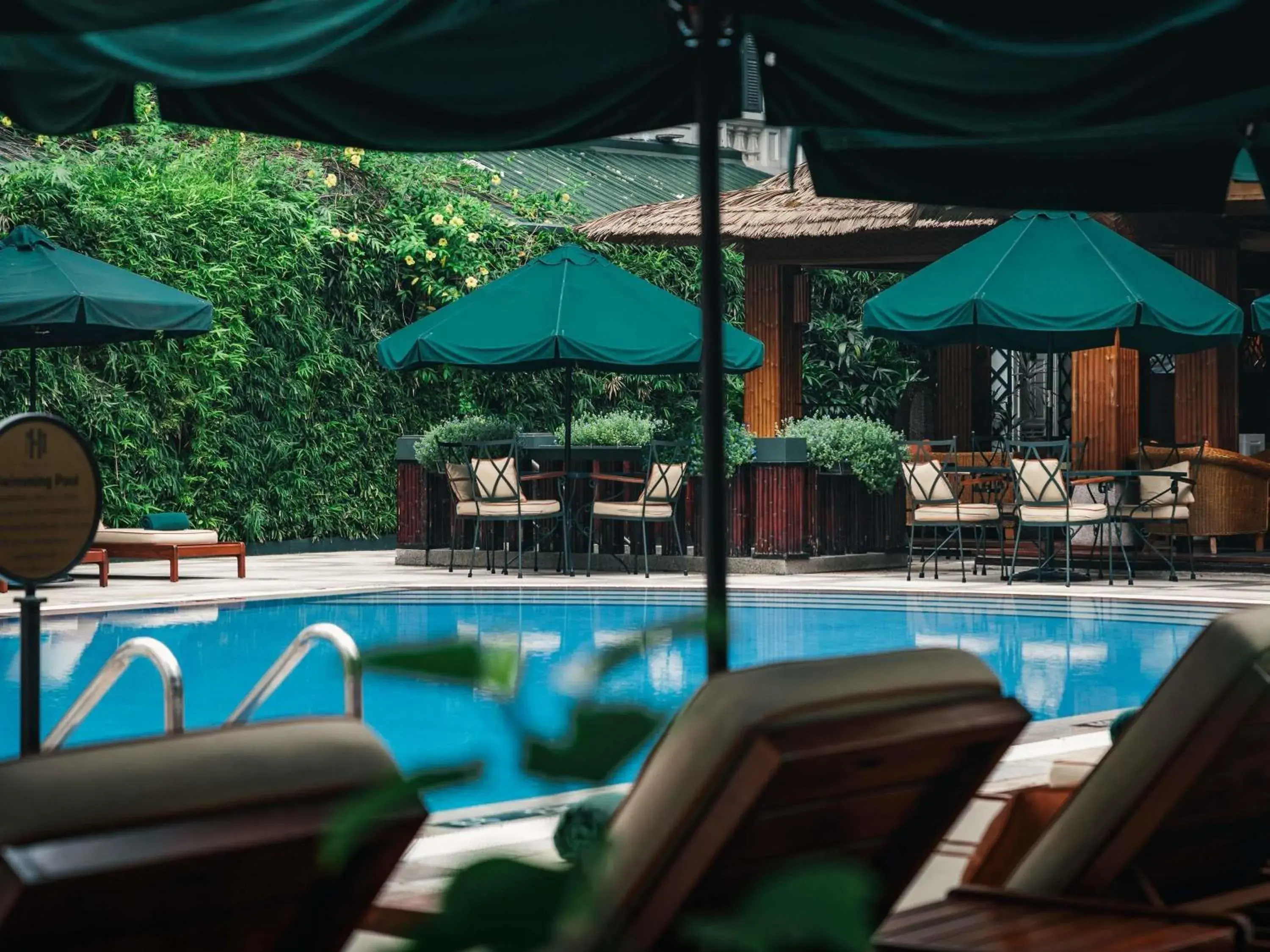 Restaurant/places to eat in Sofitel Legend Metropole Hanoi Restaurant/places to eat in Sofitel Legend Metropole Hanoi