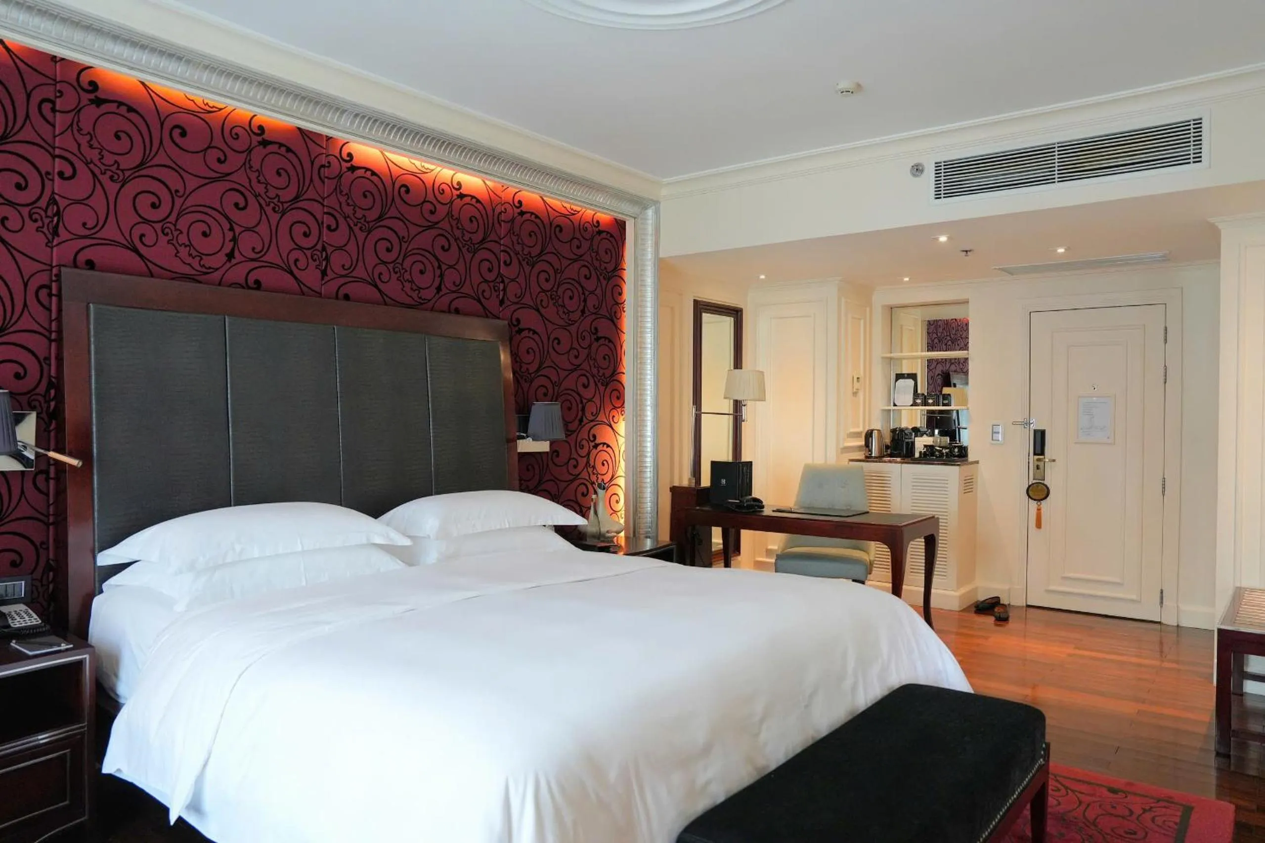 Bed in Sofitel Legend Metropole Hanoi