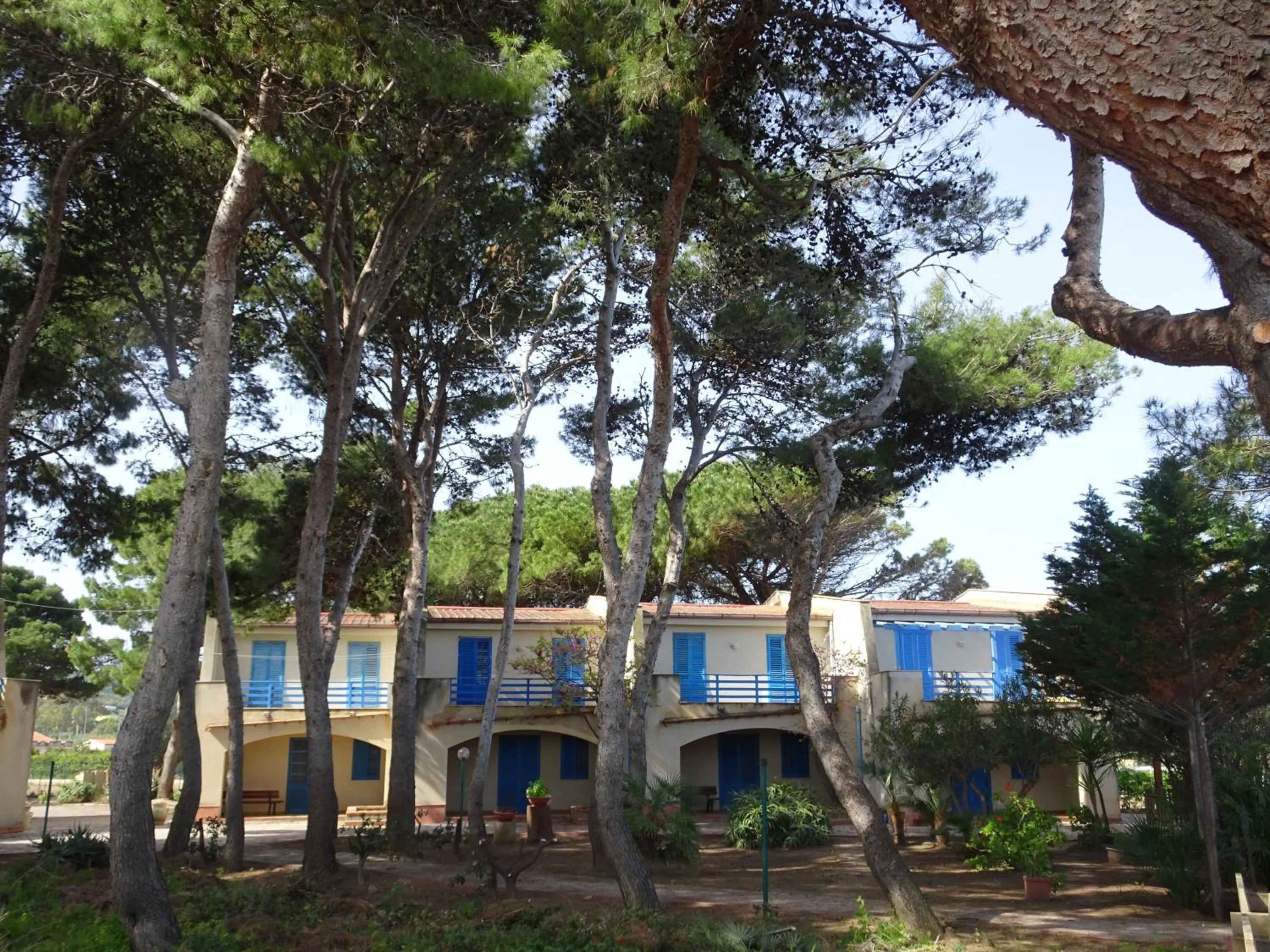 Property building in Villa Teti - Sicilia