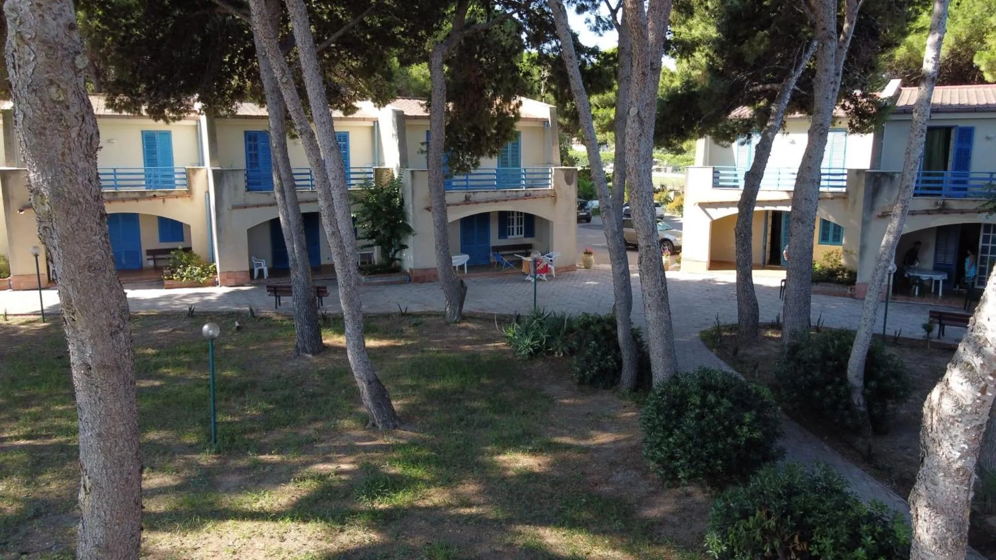 Property building in Villa Teti - Sicilia