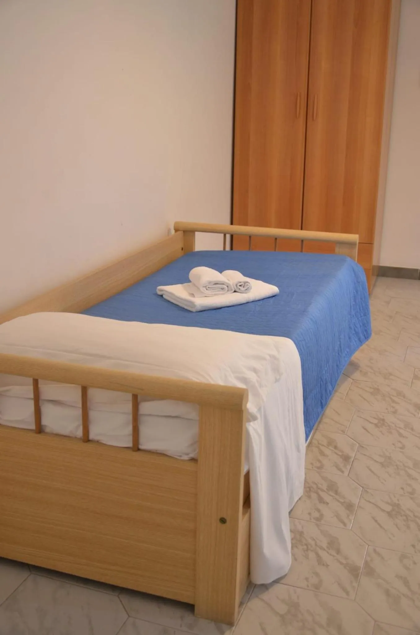 Bedroom, Bed in Villa Teti - Sicilia