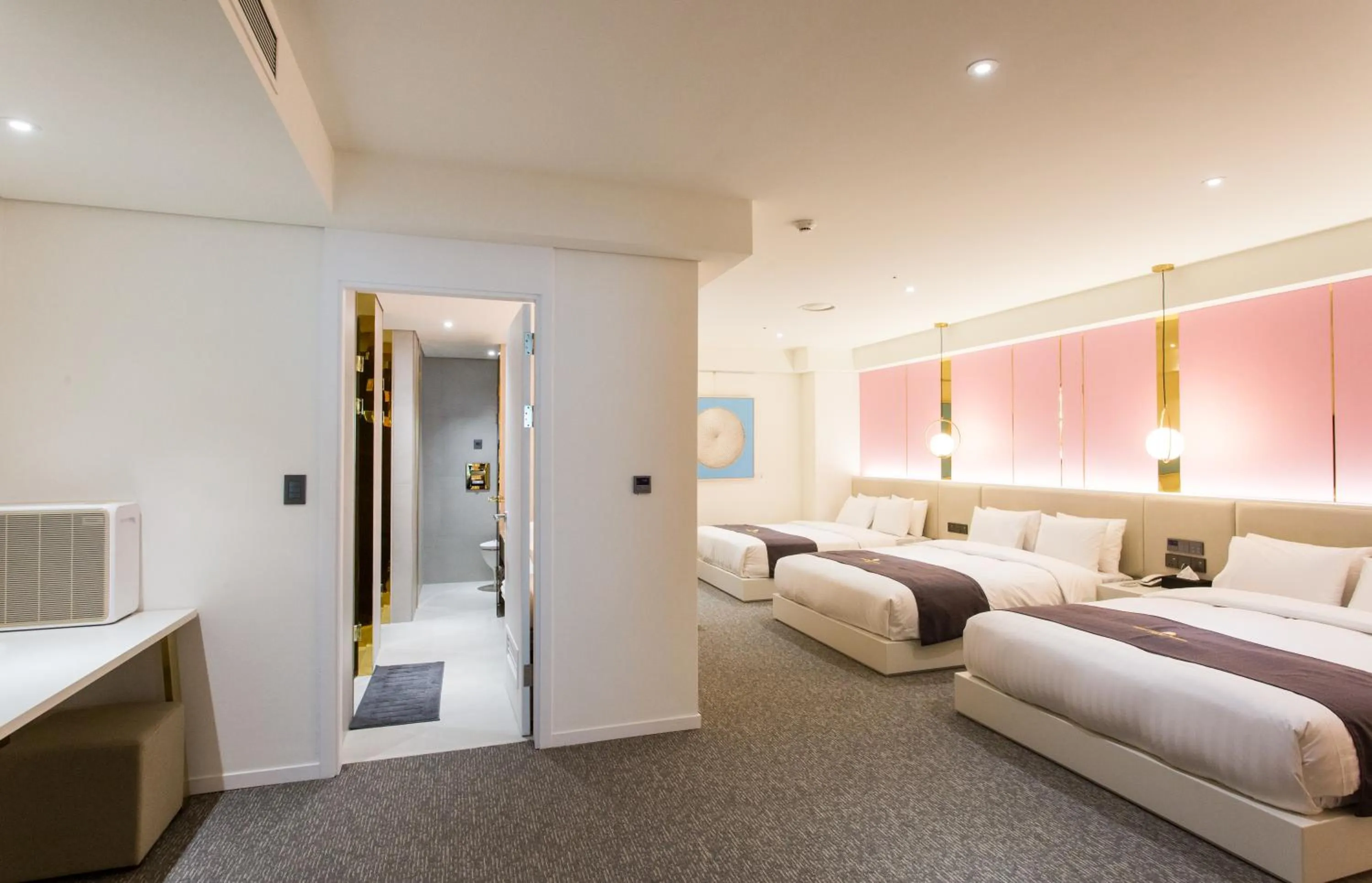 Bed in Interburgo Hotel Wonju