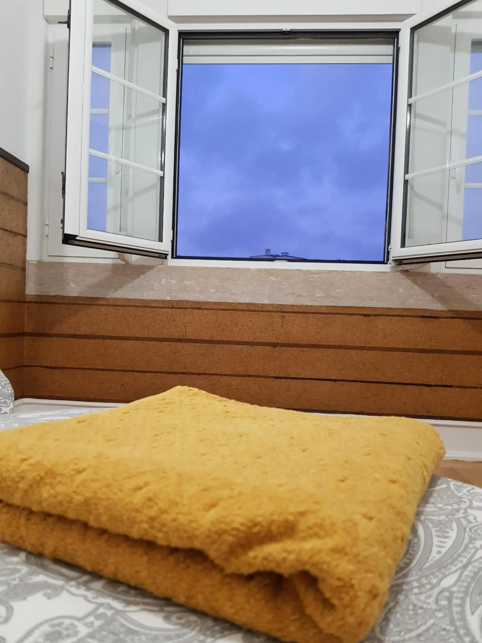 Bed in Rainbow Guest House