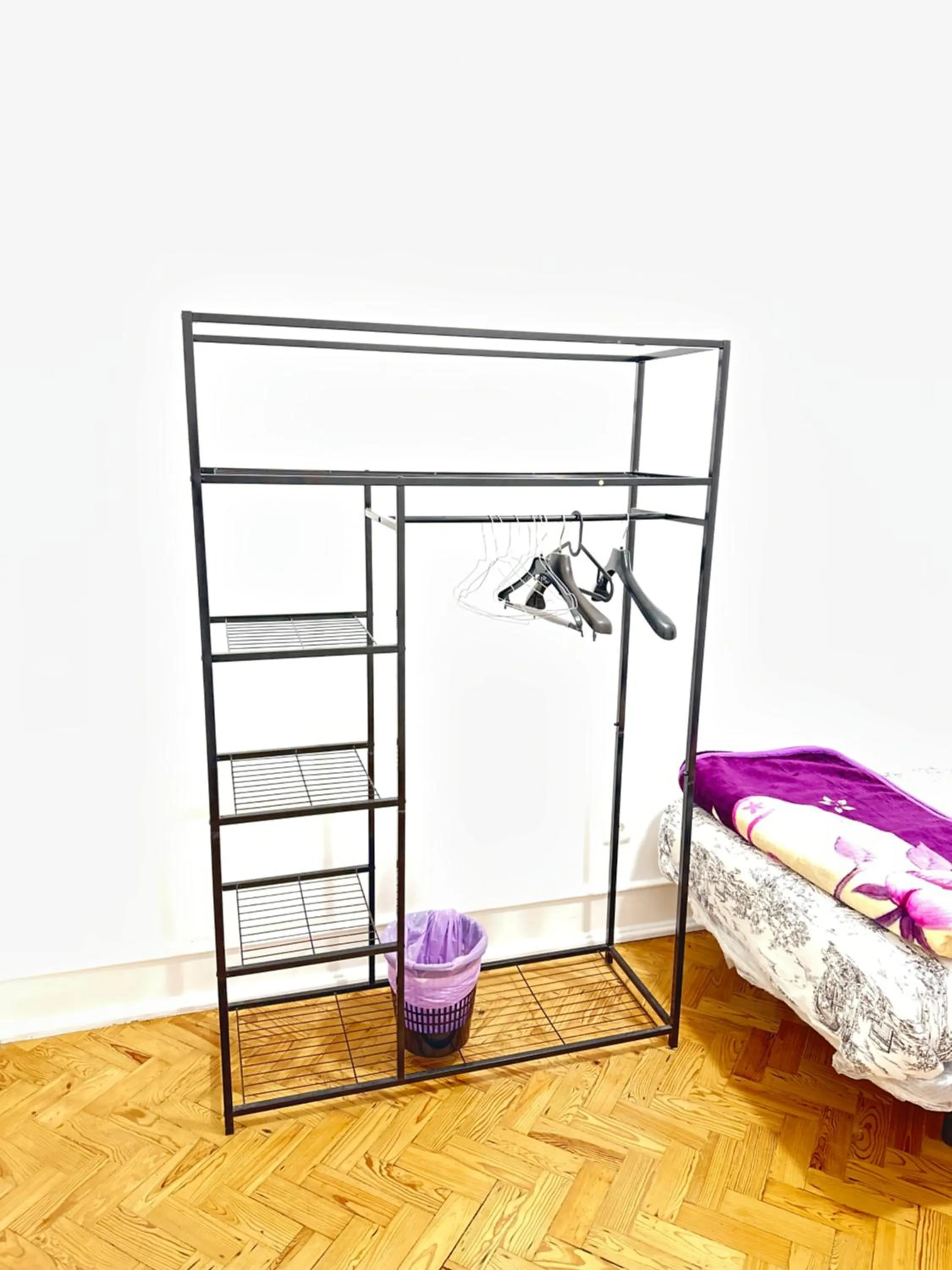 Bed in Rainbow Guest House