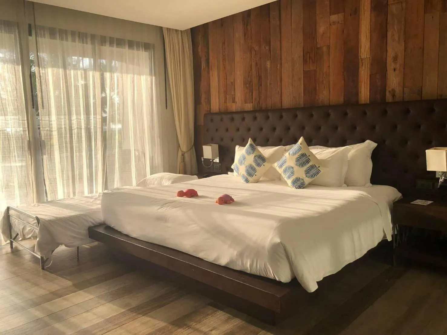 Bed in Le Coral Resort