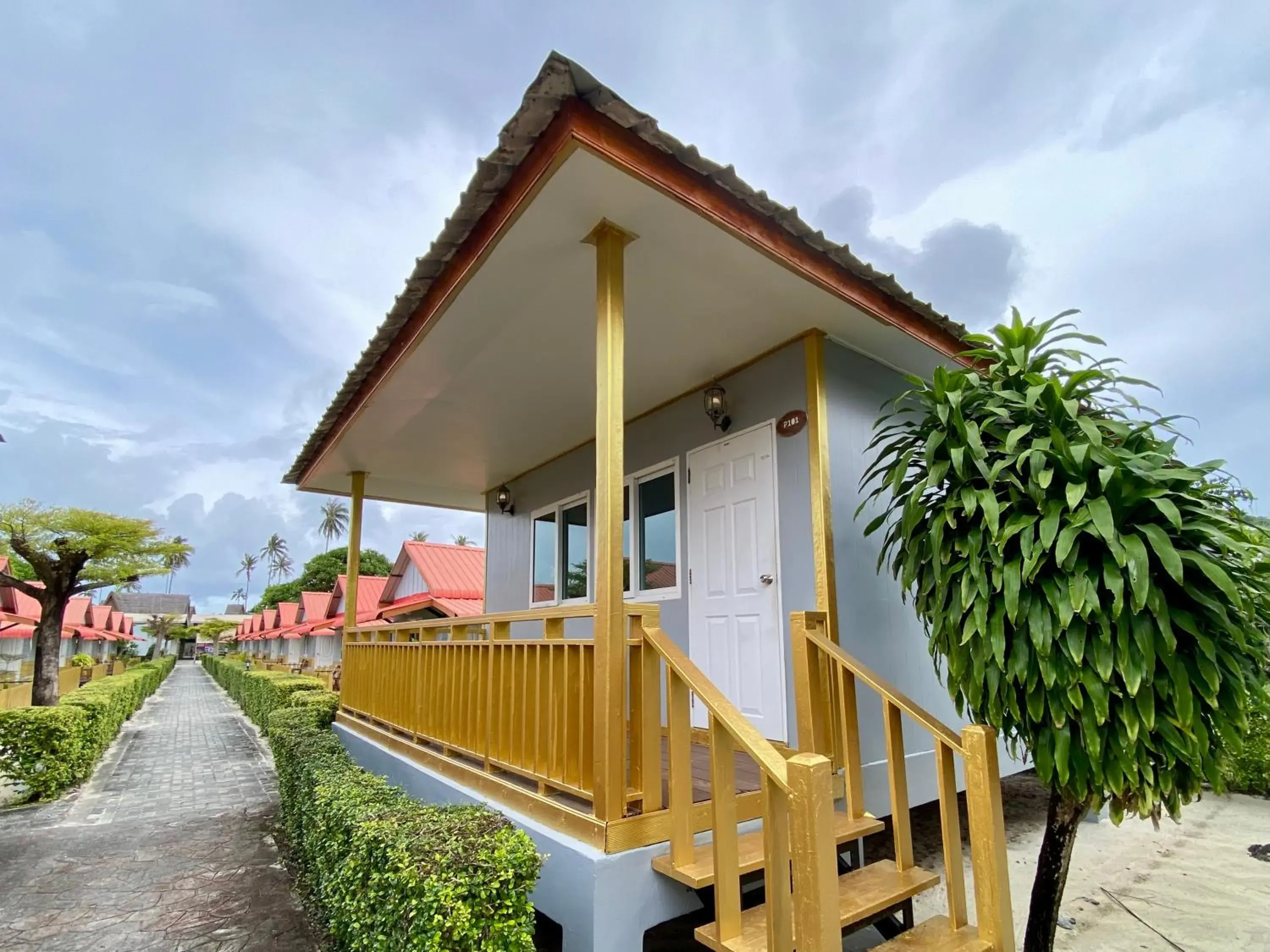 Property building in Phi Phi Ba Kao Bay Resort Property building in Phi Phi Ba Kao Bay Resort