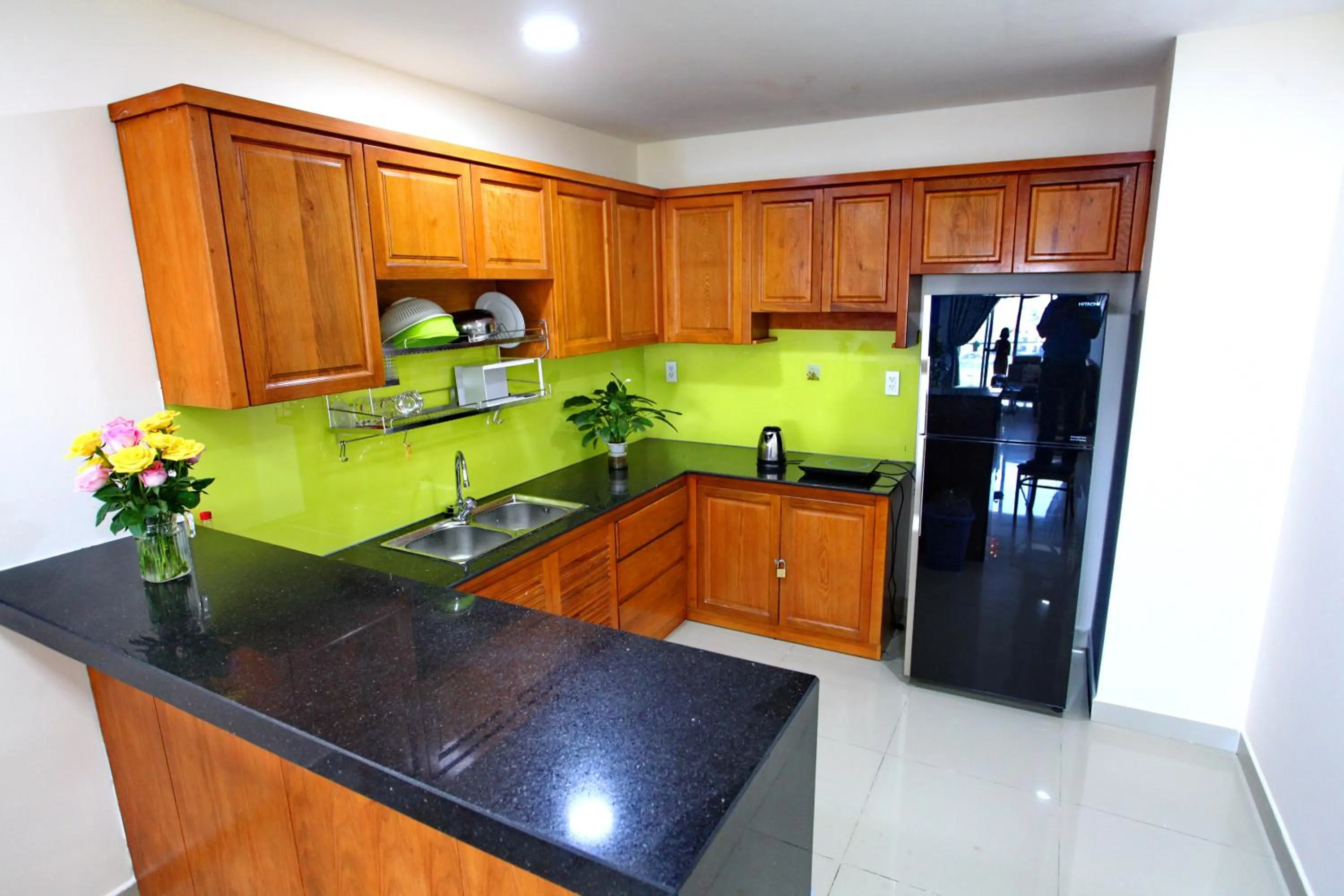 Kitchen or kitchenette in Khách sạn Bạch Mai Vũng Tàu - Bach Mai Vung Tau hotel