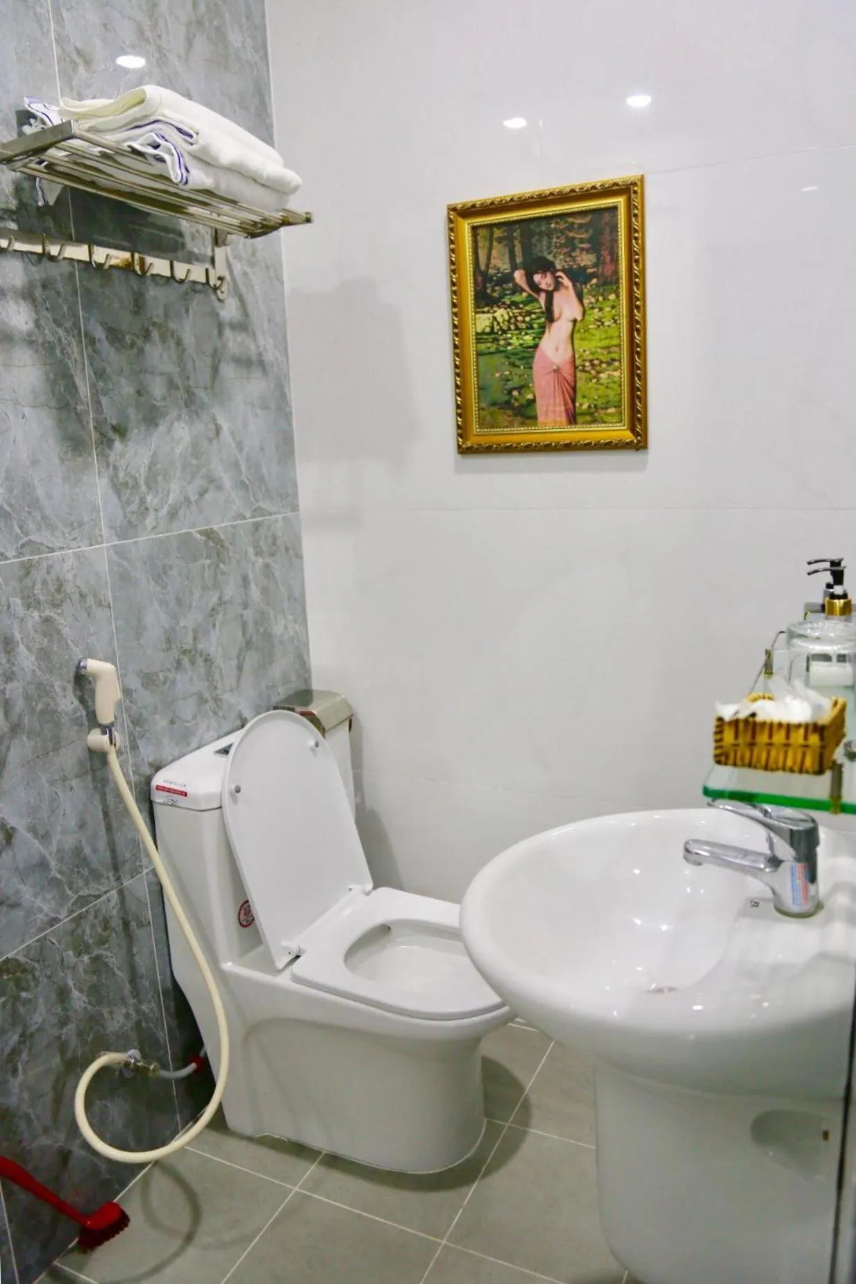 Bathroom in Khách sạn Bạch Mai Vũng Tàu - Bach Mai Vung Tau hotel