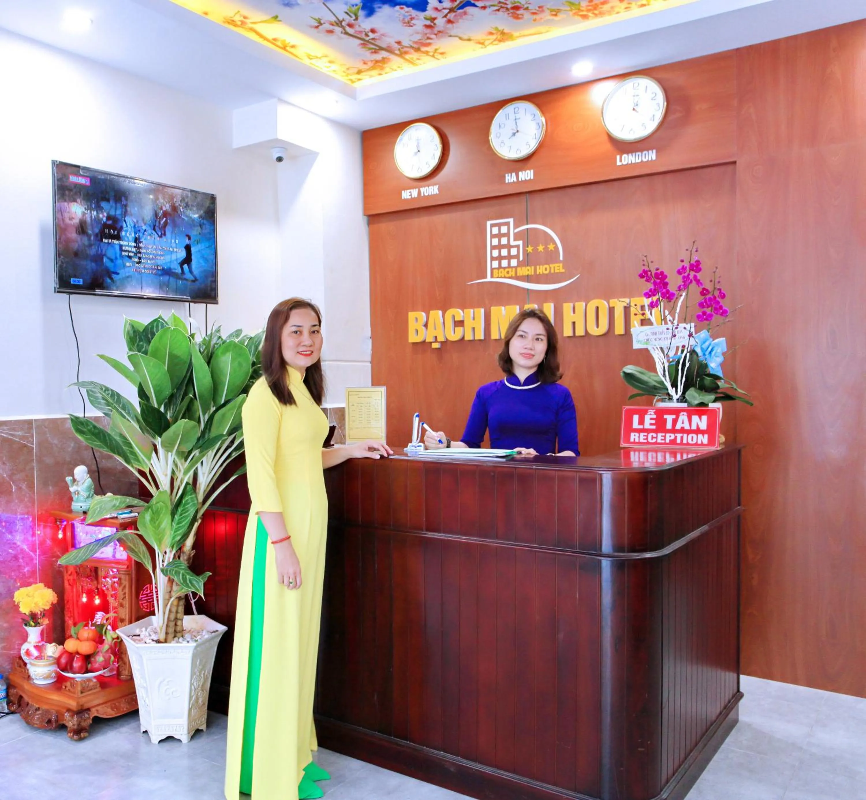 People in Khách sạn Bạch Mai Vũng Tàu - Bach Mai Vung Tau hotel