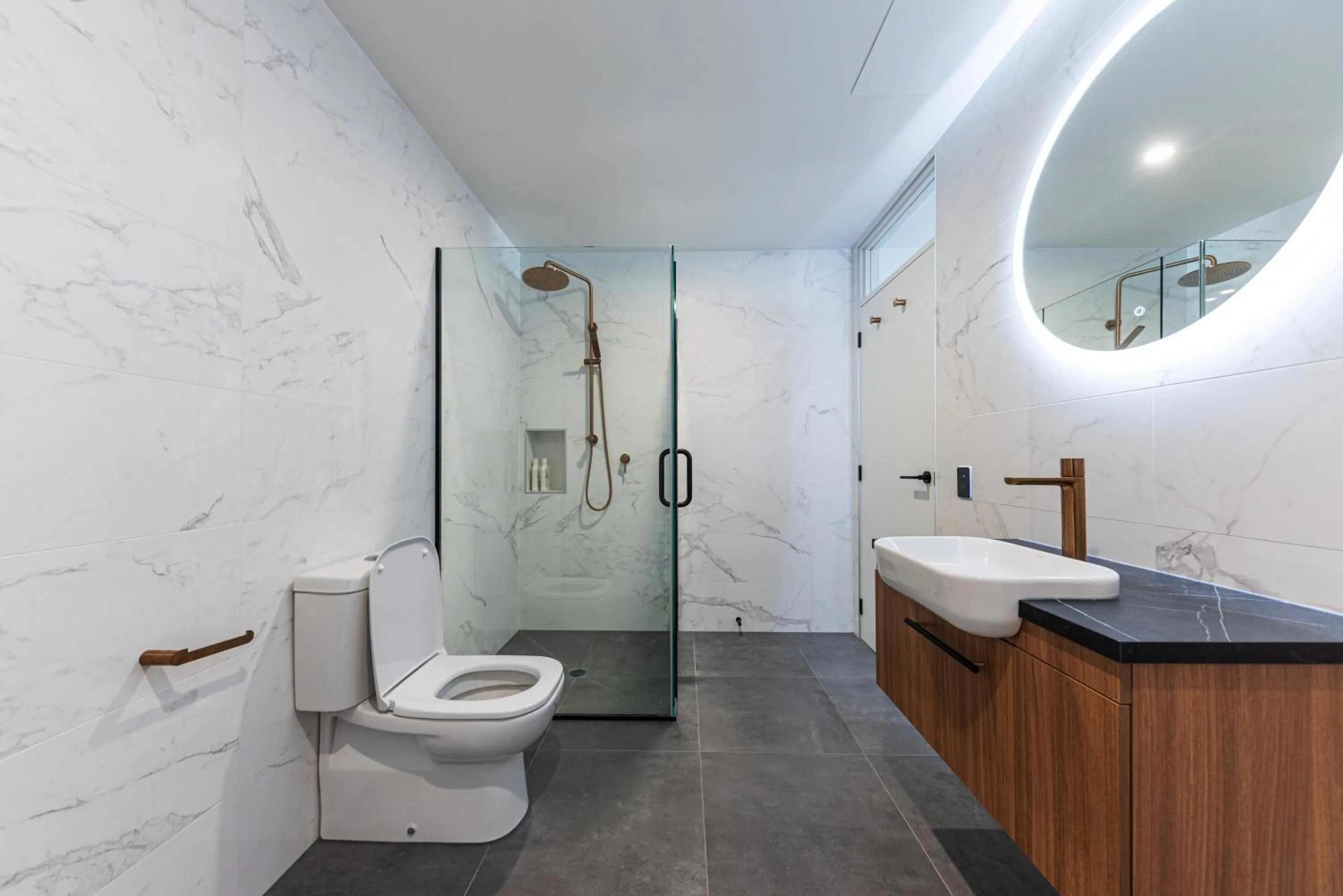 Shower in Galaxy Boutique Hotel