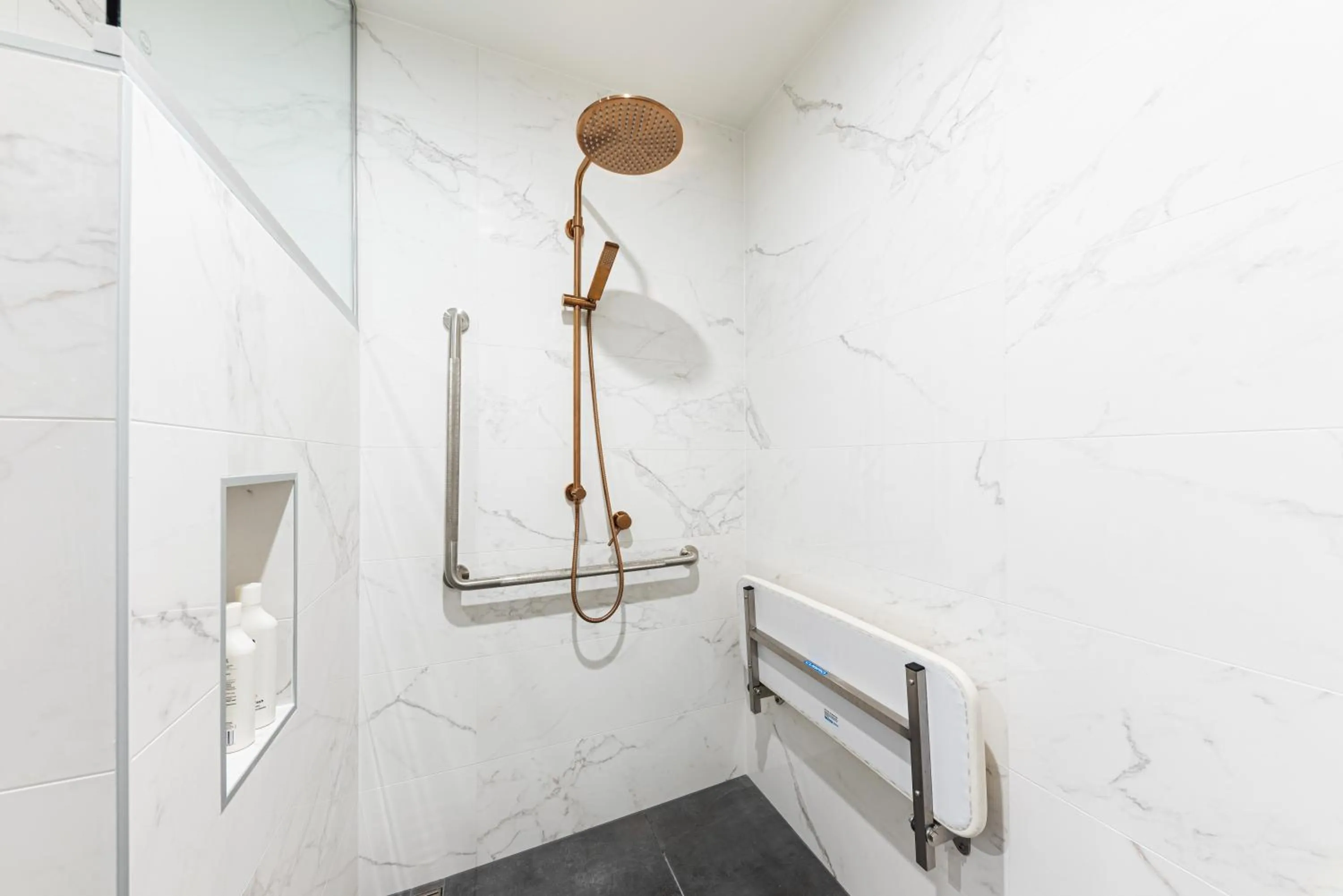 Shower in Galaxy Boutique Hotel