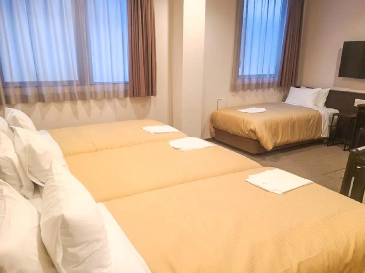 Bed in HOTEL LiVEMAX Kyoto Nijojonishi