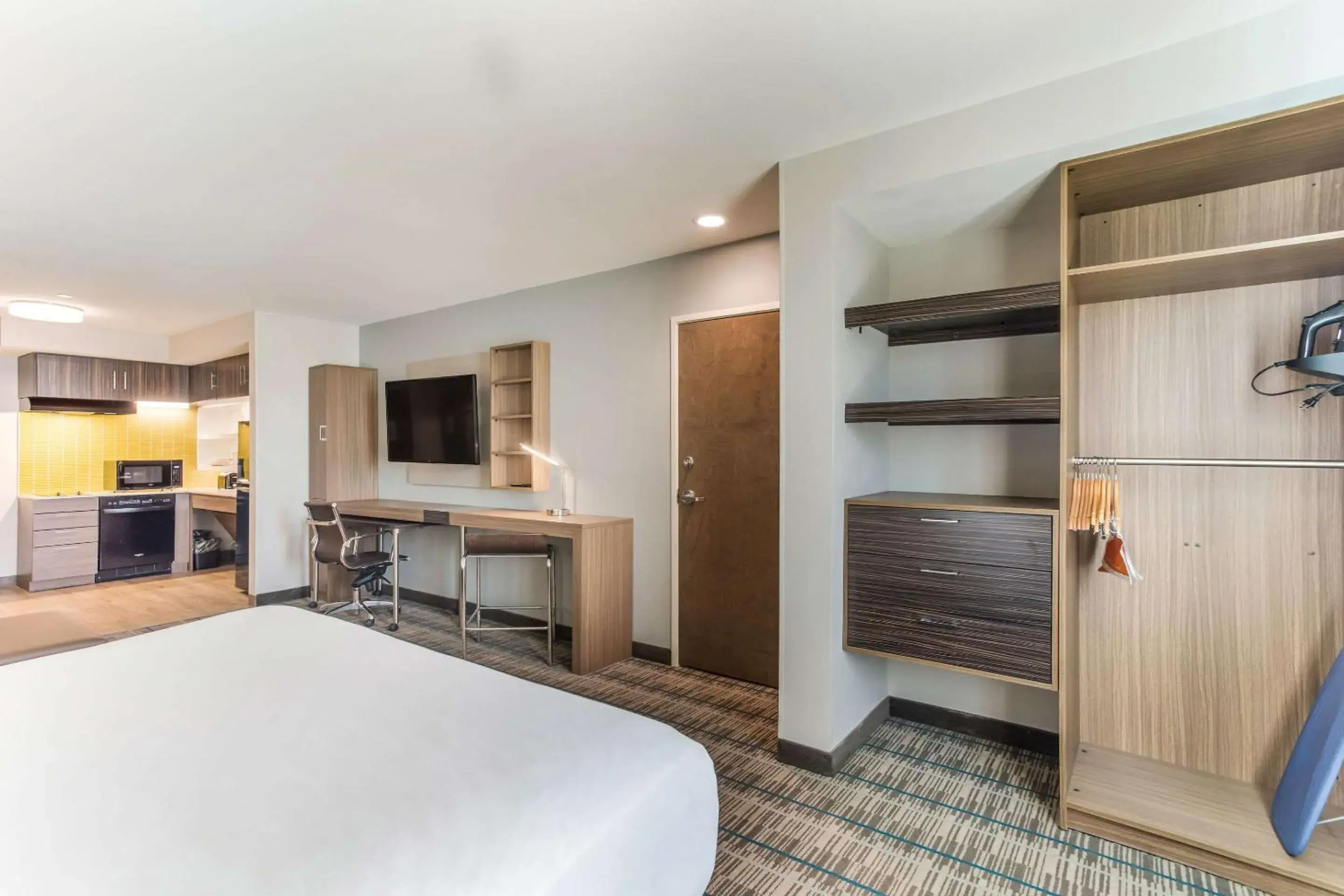 Bedroom, Bed in MainStay Suites Murfreesboro Bedroom, Bed in MainStay Suites Murfreesboro