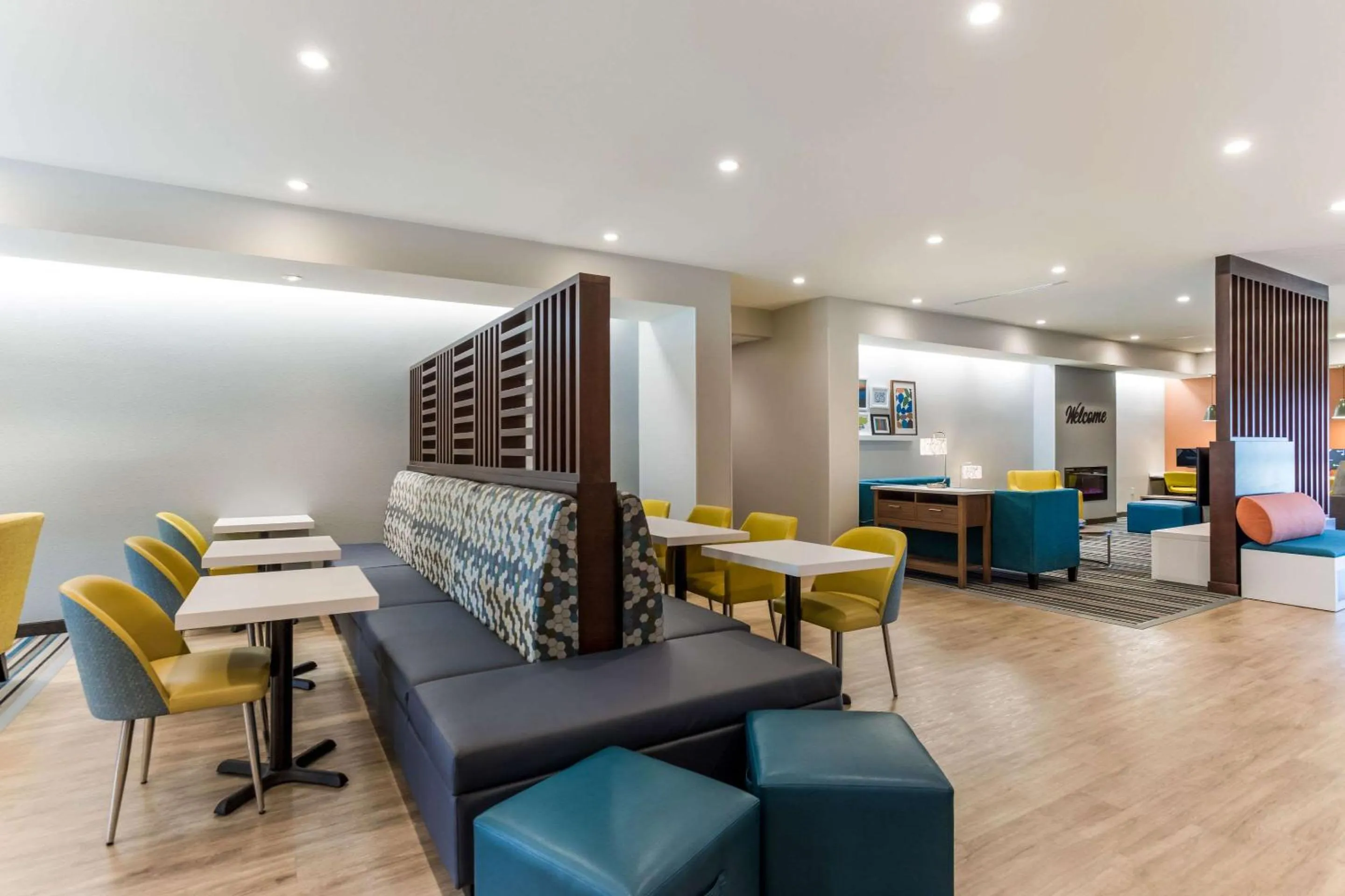 Breakfast in MainStay Suites Murfreesboro