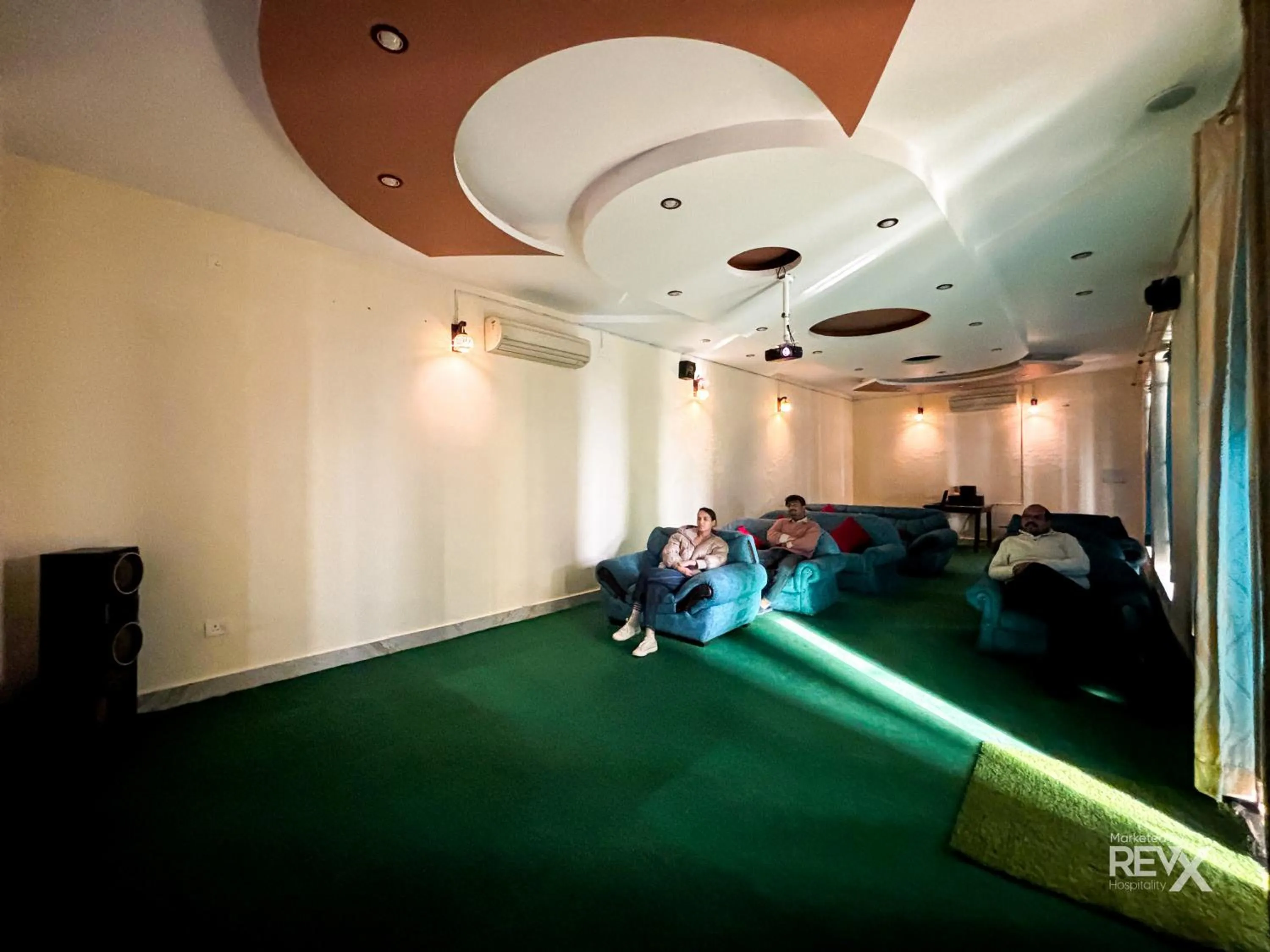 Living room in The Neeraj River Forest Resort Ayurvedic Wellness Center