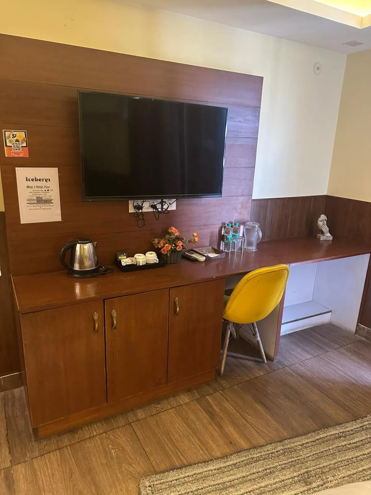 TV and multimedia in Icebergs Mussoorie - A Boutique stay and 24 hrs roof top cafe