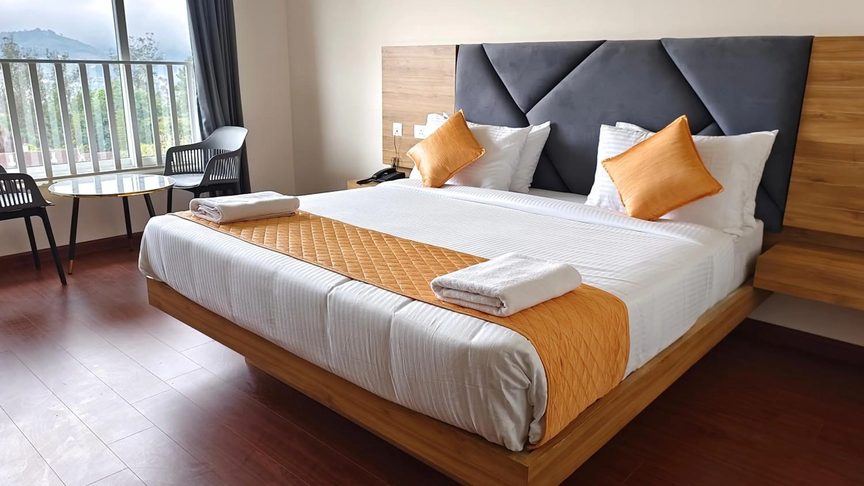 Bedroom, Bed in Yantra Resort, Ooty