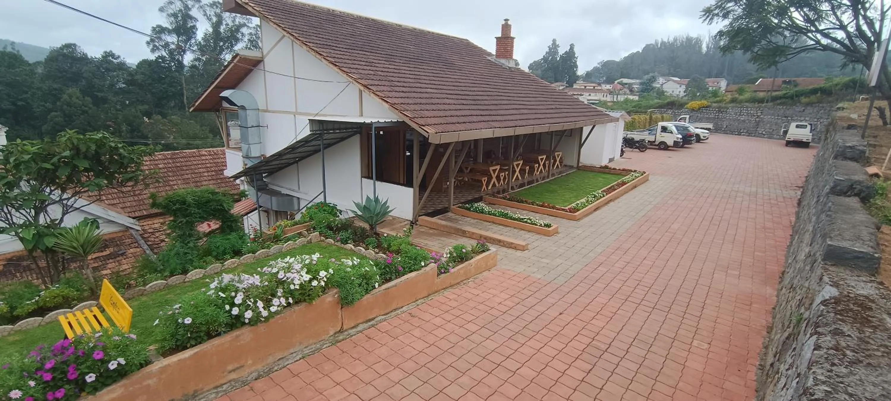 Restaurant/places to eat in Yantra Resort, Ooty