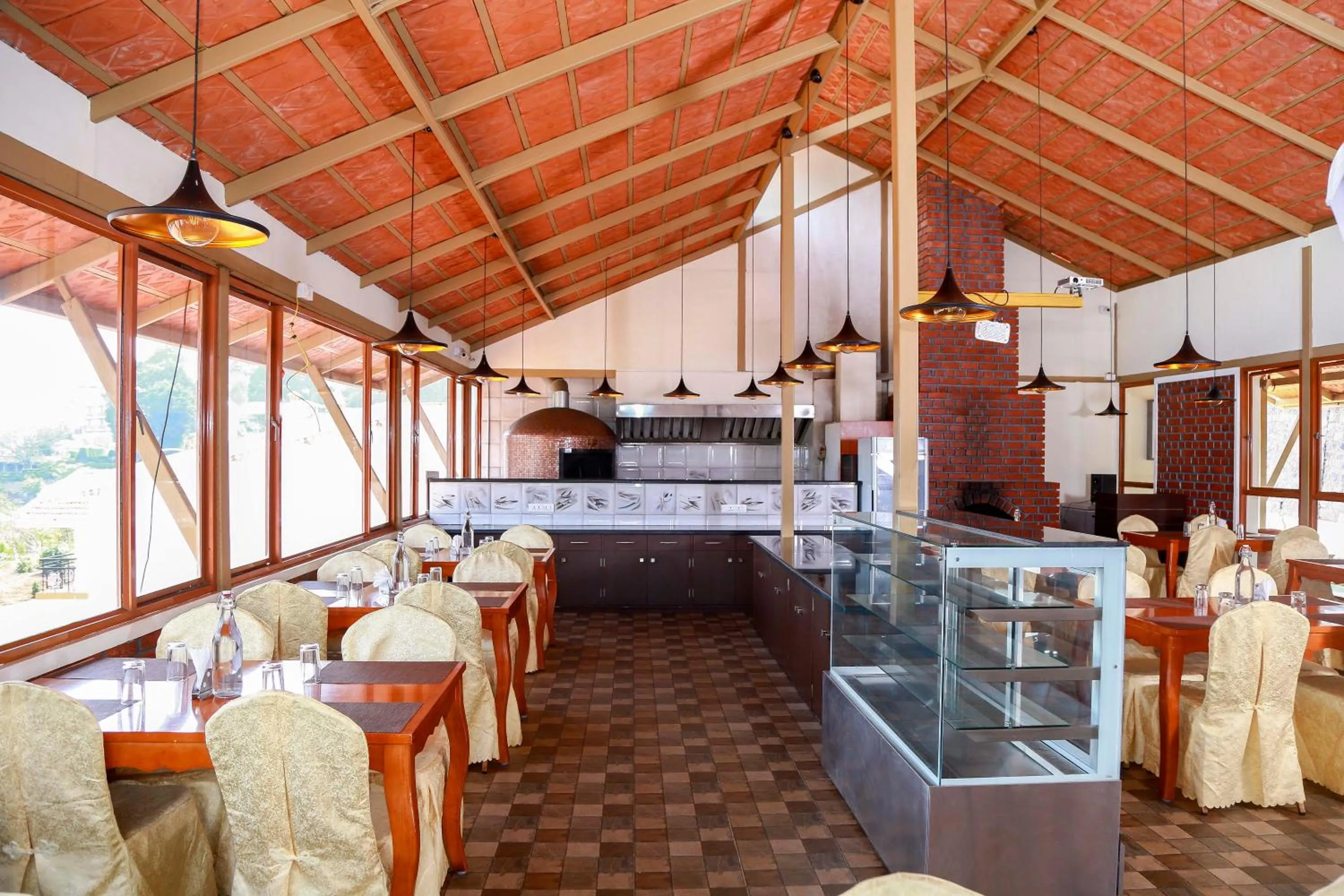 Restaurant/places to eat in Yantra Resort, Ooty