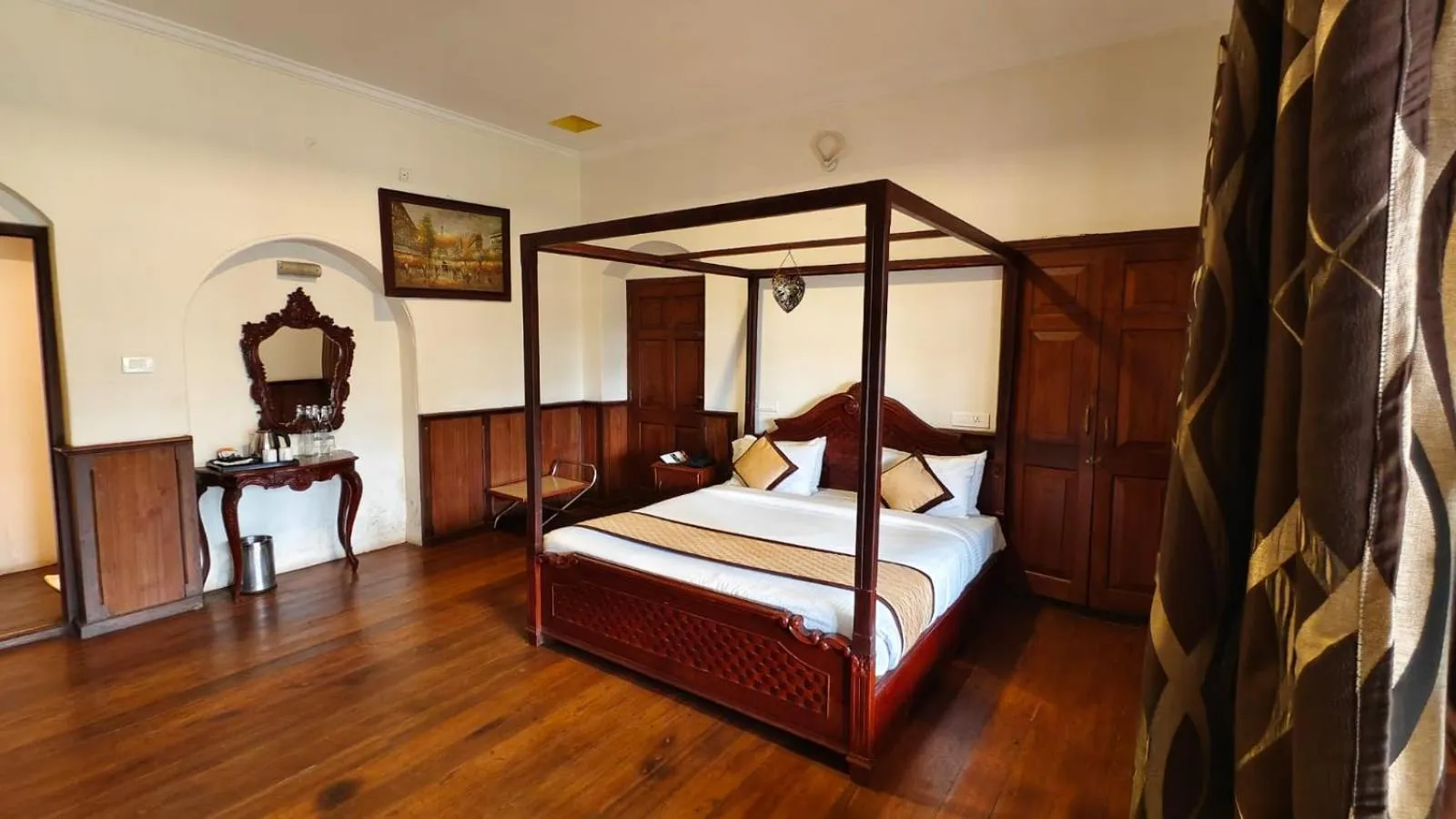 Bed in Yantra Resort, Ooty