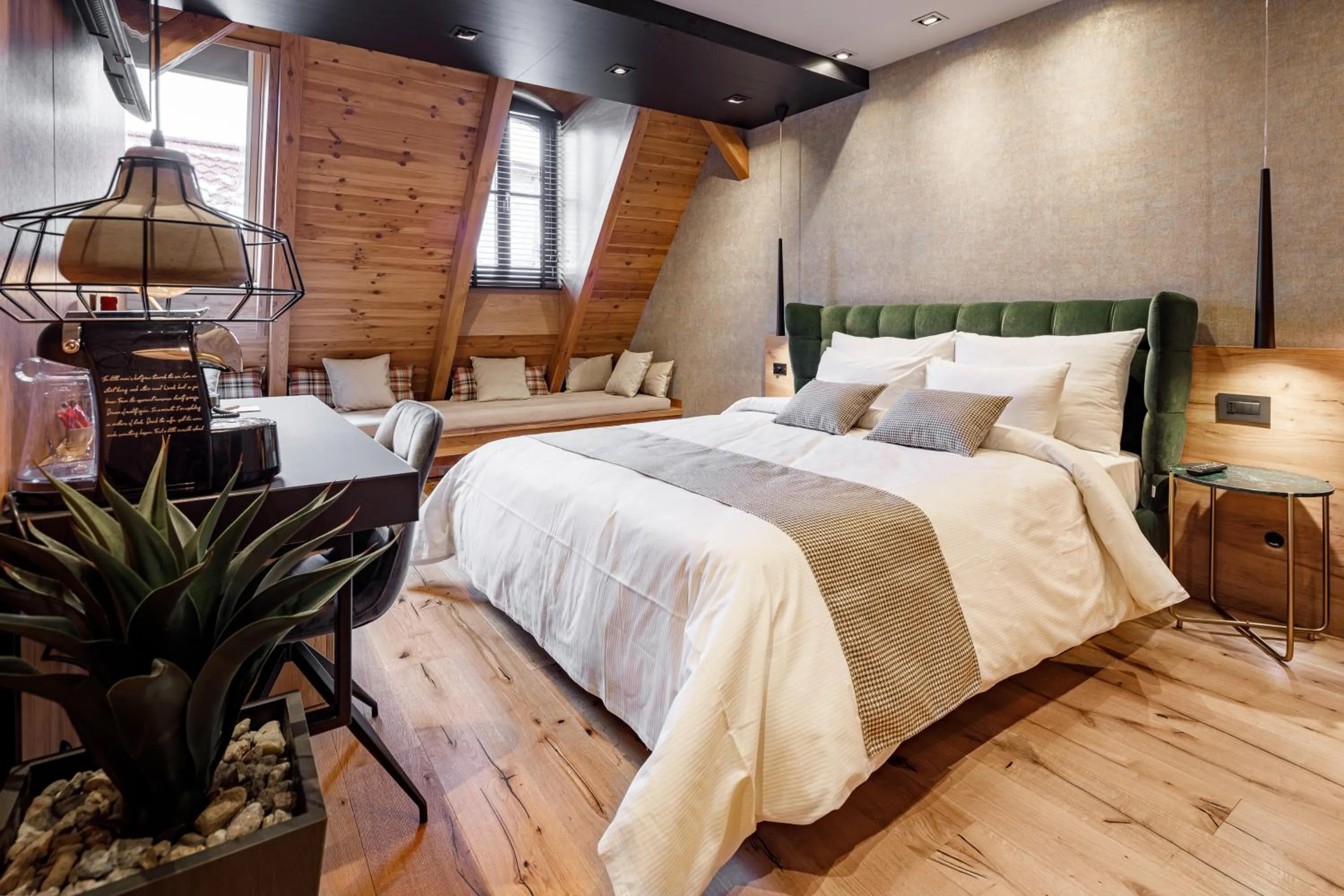 Bed in SCHUSTER Boarding House