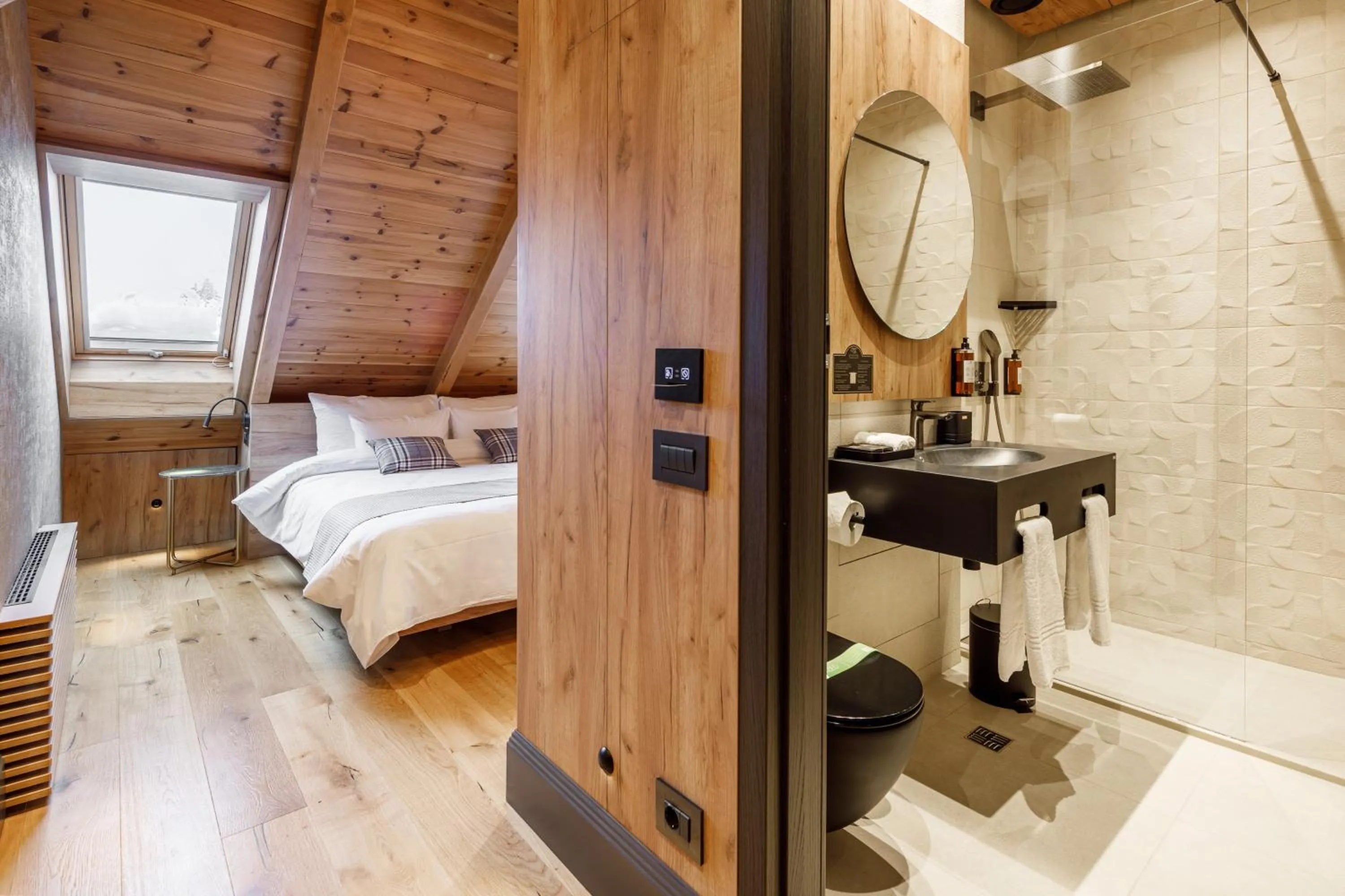 Bathroom, Bed in SCHUSTER Boarding House