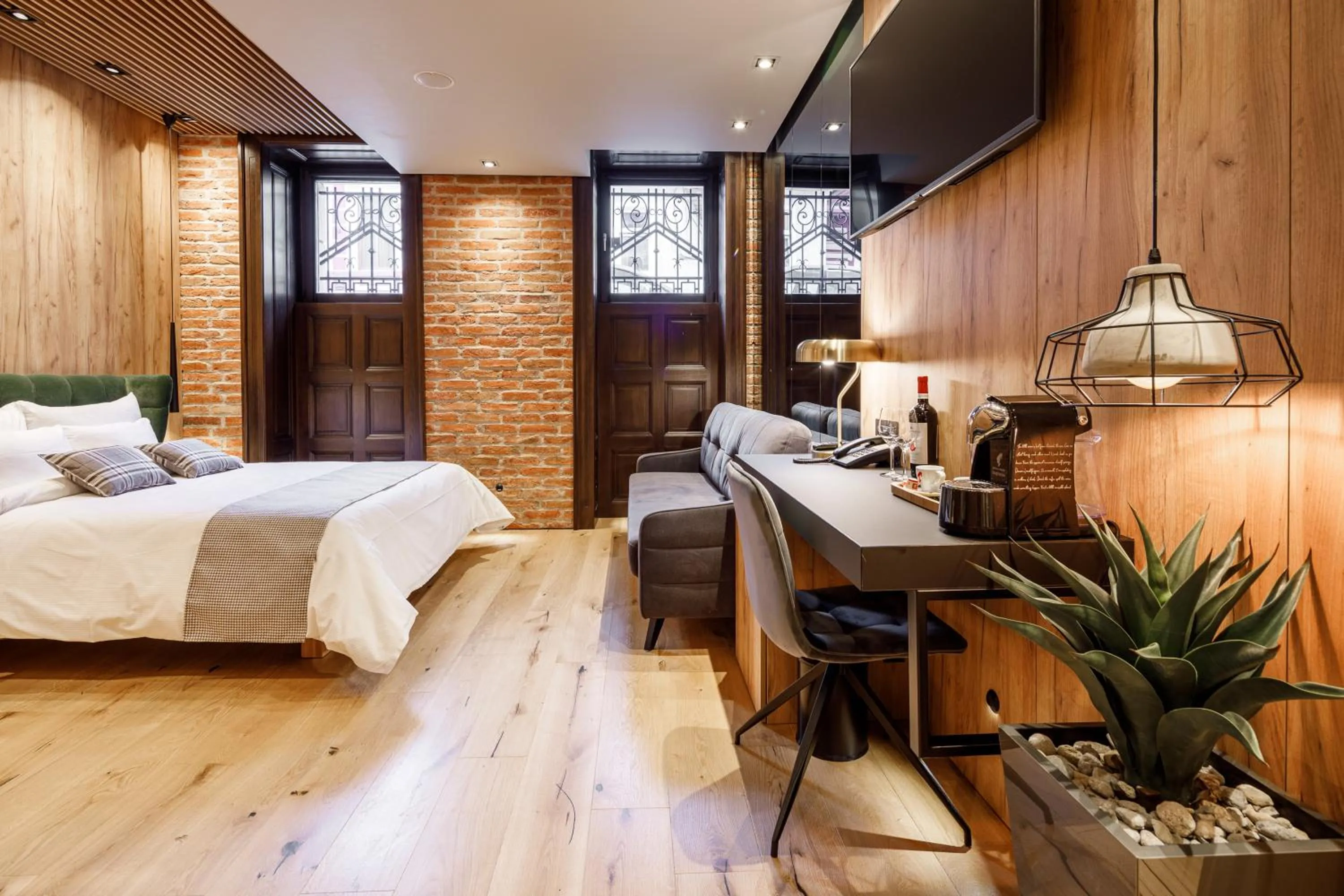 Photo of the whole room, Bed in SCHUSTER Boarding House