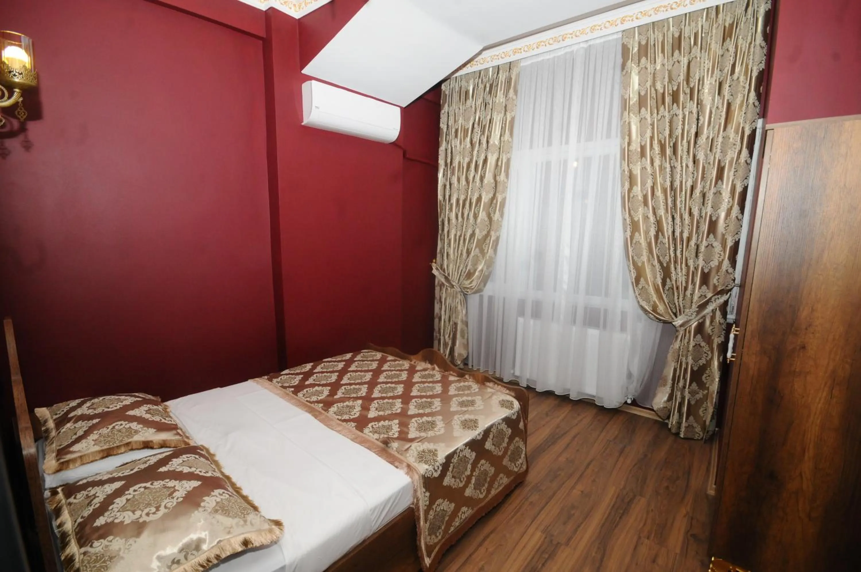 Bed in The Old Ottoman Castle