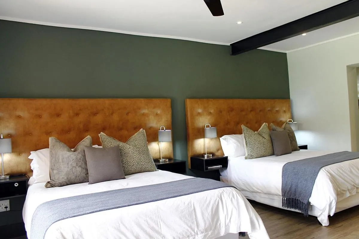Deluxe Queen Room with Two Queen Beds - single occupancy in The Guesthouse 6 on Vrede