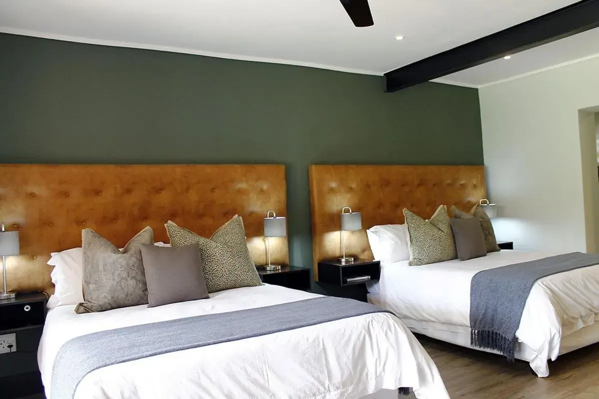 Deluxe Queen Room with Two Queen Beds - single occupancy in The Guesthouse 6 on Vrede Deluxe Queen Room with Two Queen Beds - single occupancy in The Guesthouse 6 on Vrede