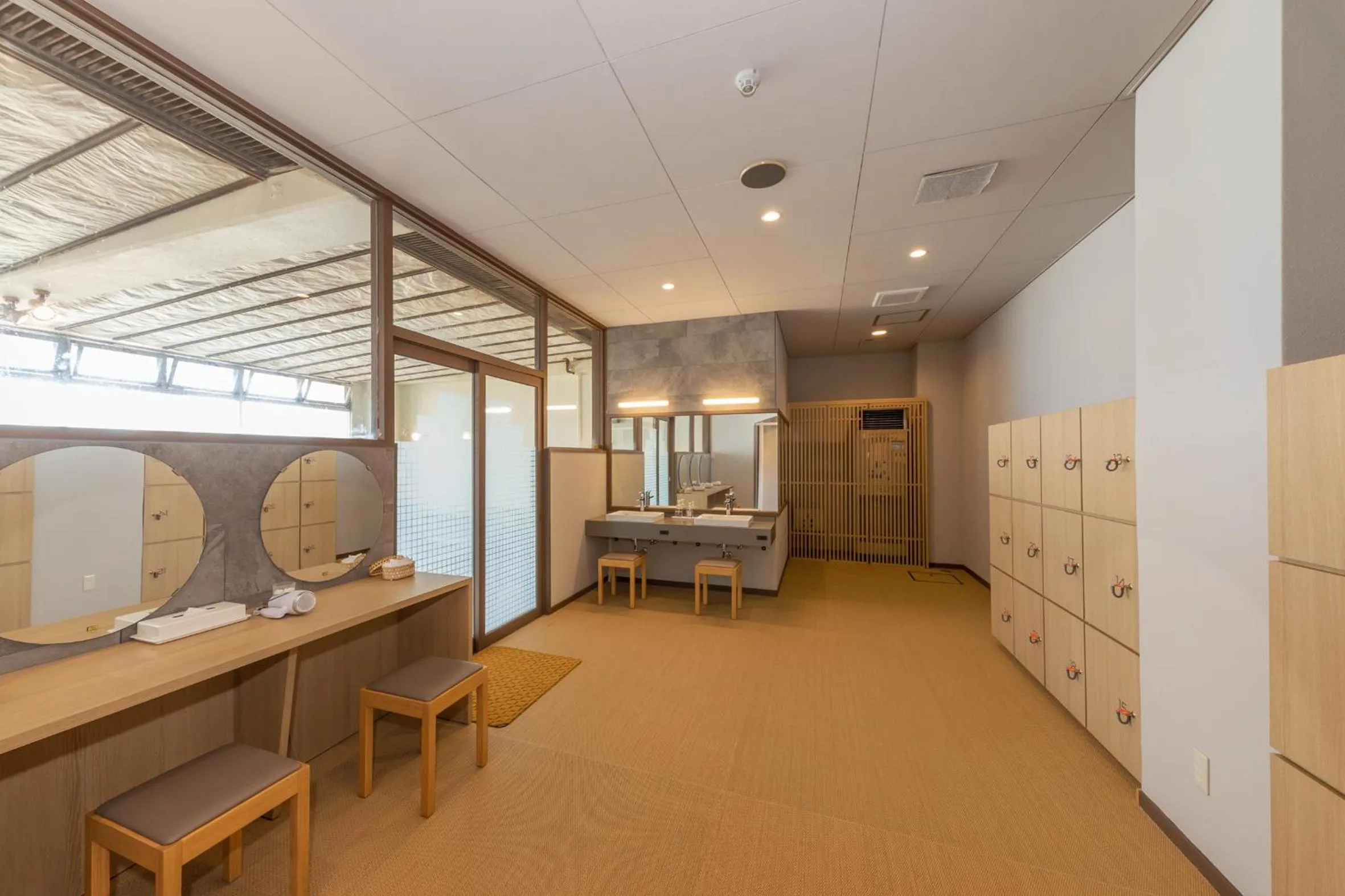 Hot Spring Bath in Hotel New Tsuruta