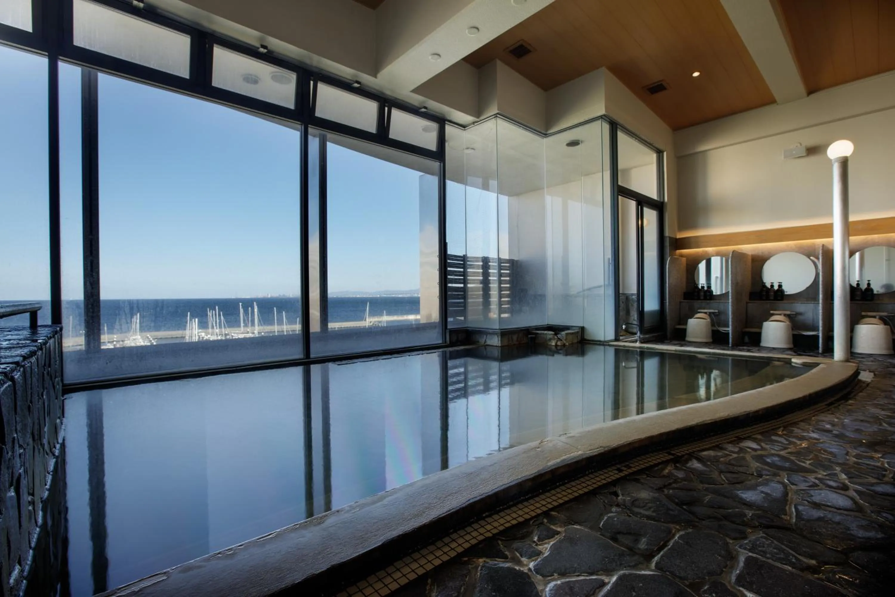 Hot Spring Bath in Hotel New Tsuruta