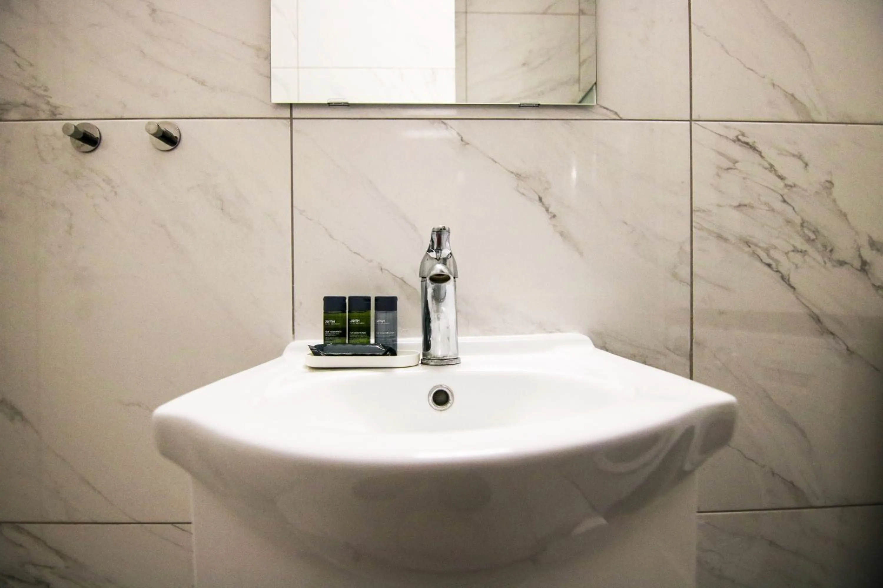 Bathroom in Phaedrus Living - Seaside Executive Flat Harbour 206