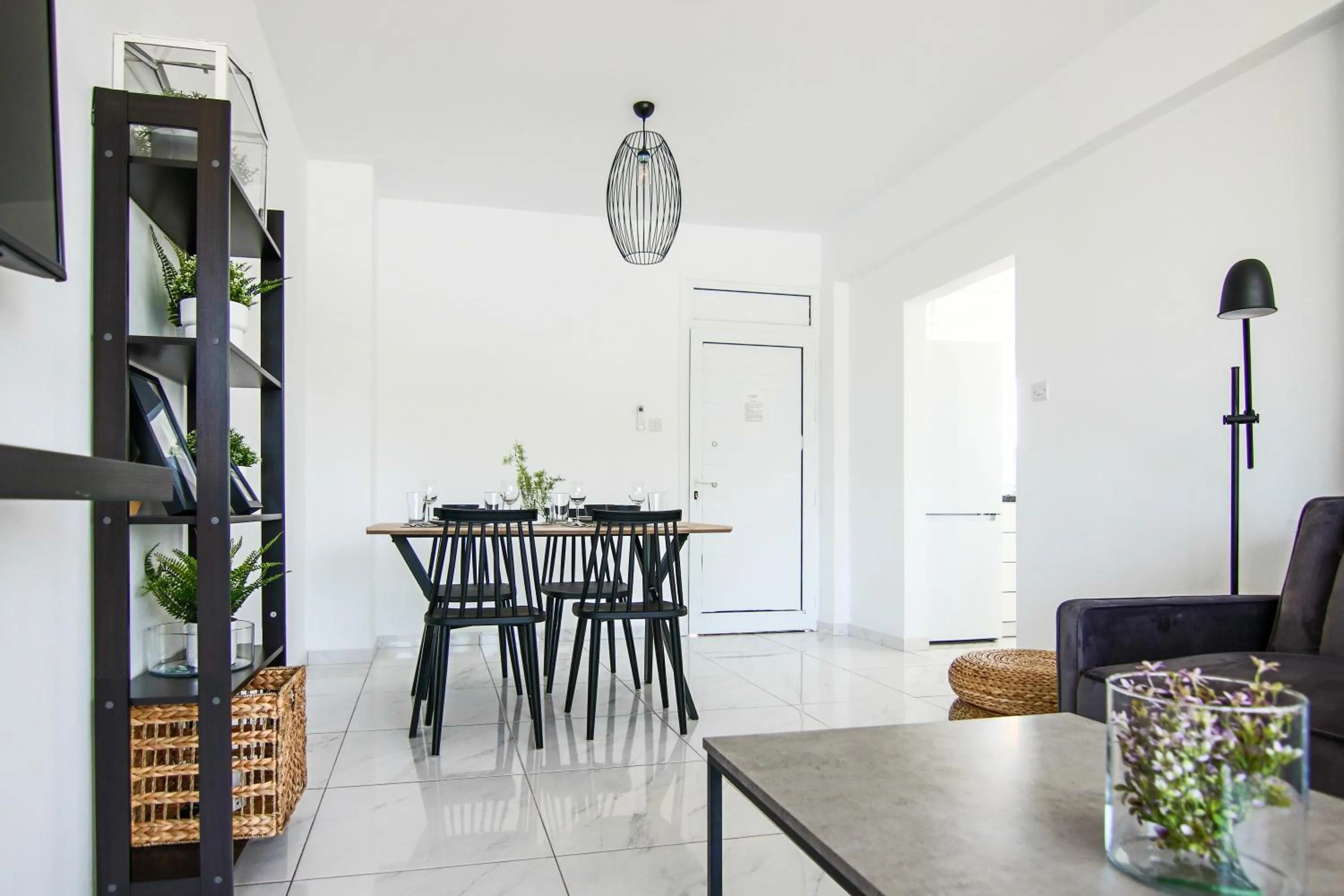 Dining area in Phaedrus Living - Seaside Executive Flat Harbour 206