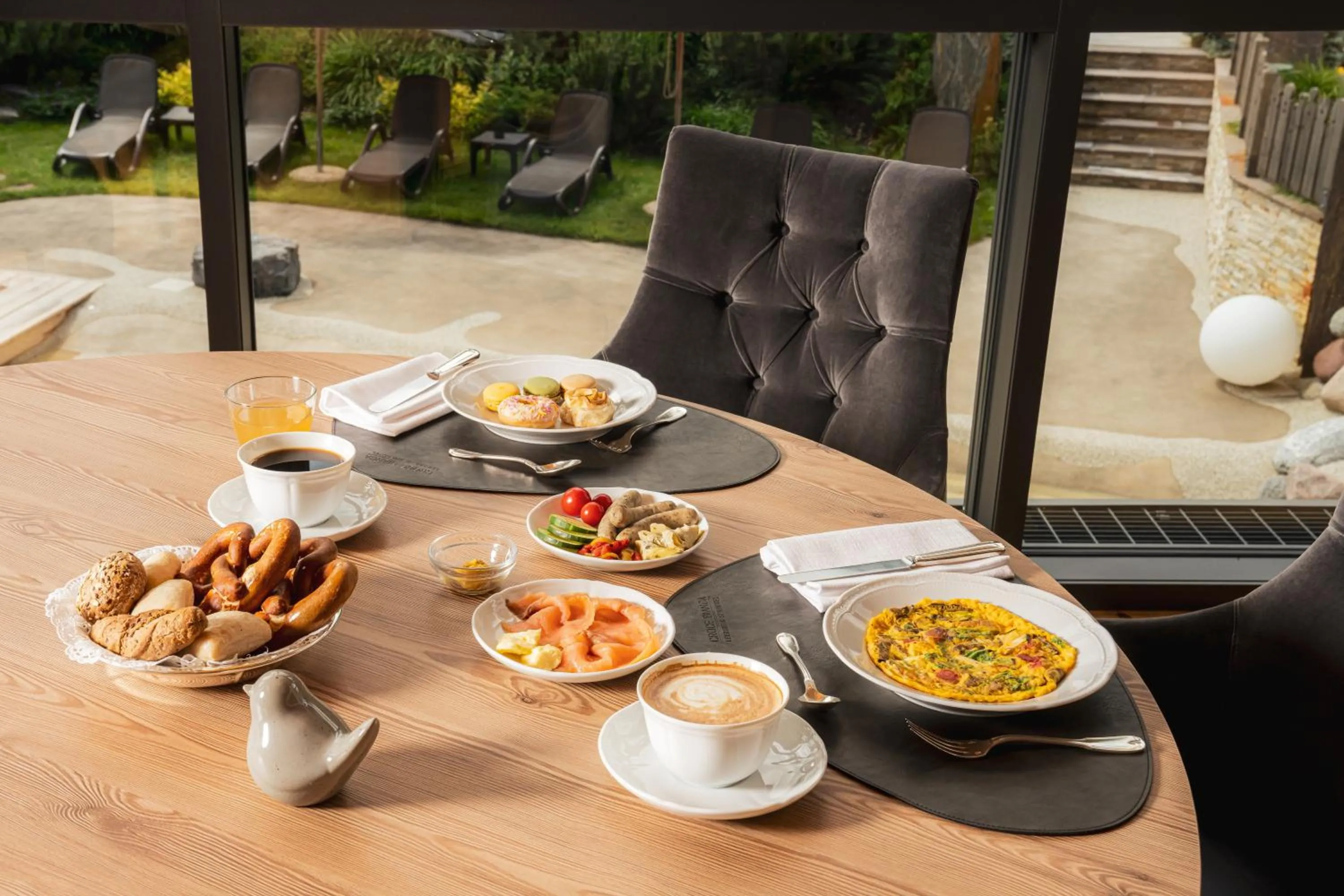 Breakfast in Croce Bianca Leisure & Spa Hotel