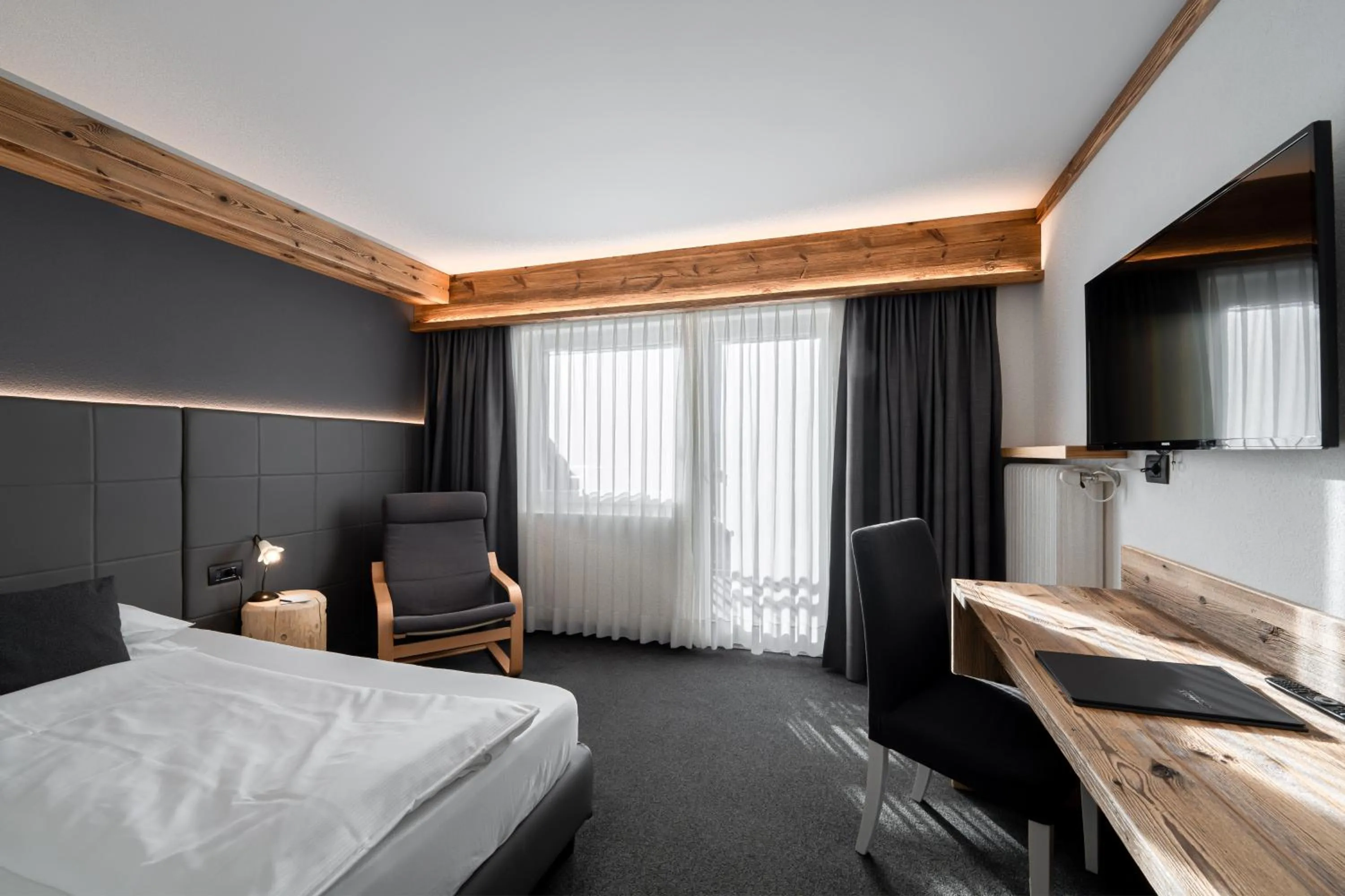 Bed in Croce Bianca Leisure & Spa Hotel