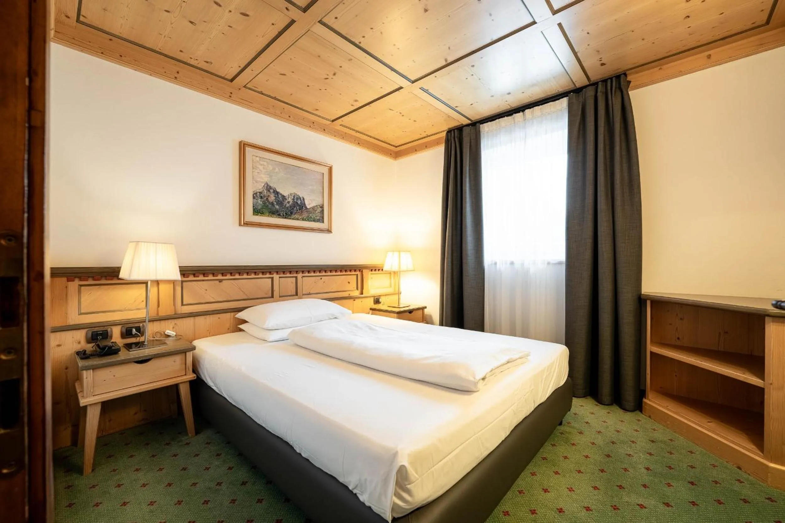 Bed in Croce Bianca Leisure & Spa Hotel