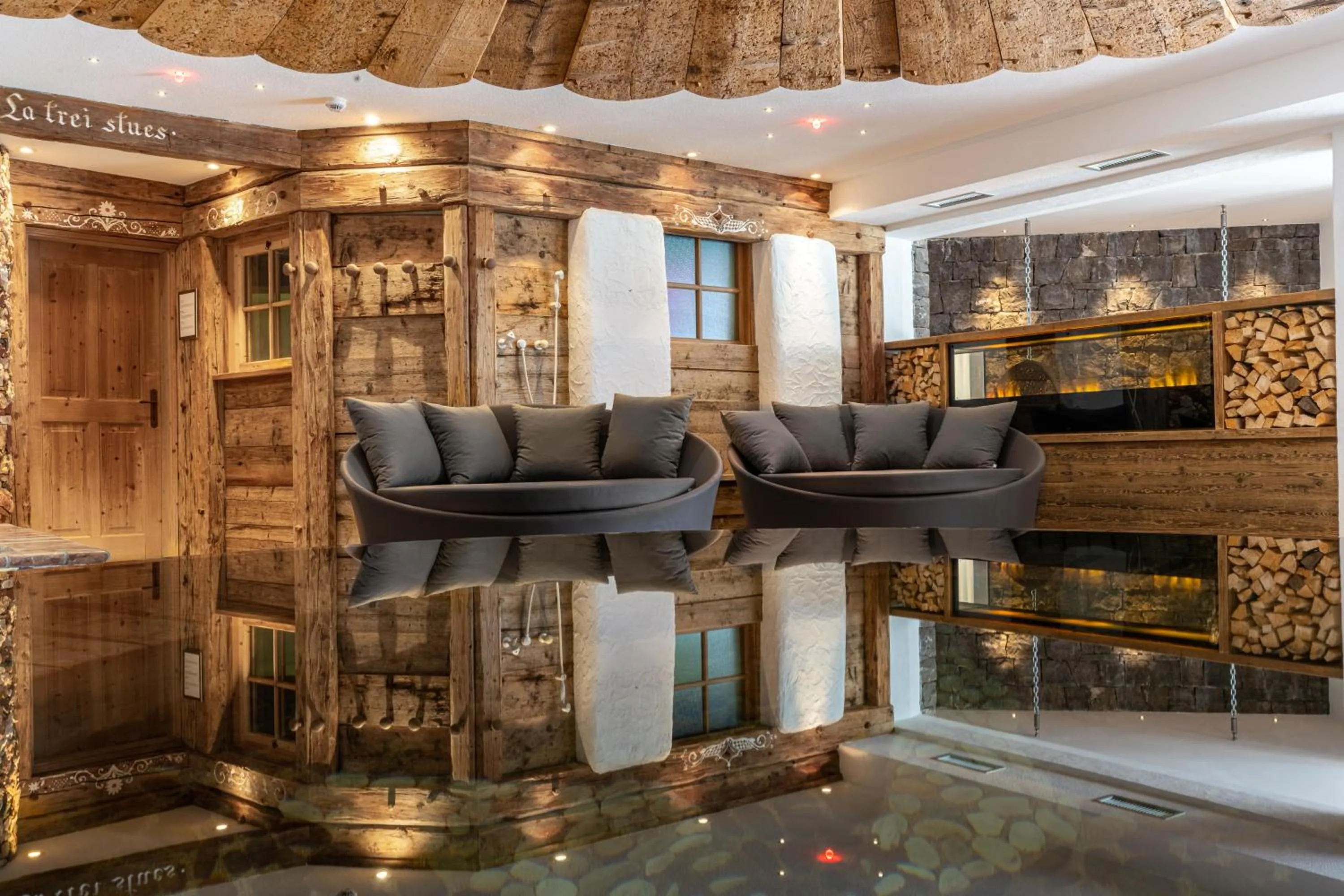 Hot Tub in Croce Bianca Leisure & Spa Hotel