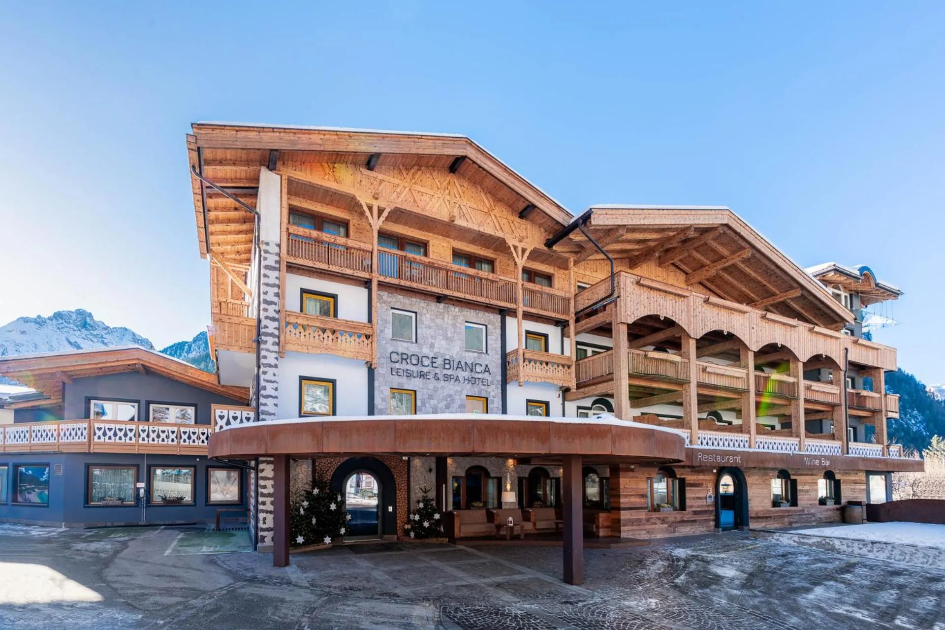 Property building in Croce Bianca Leisure & Spa Hotel