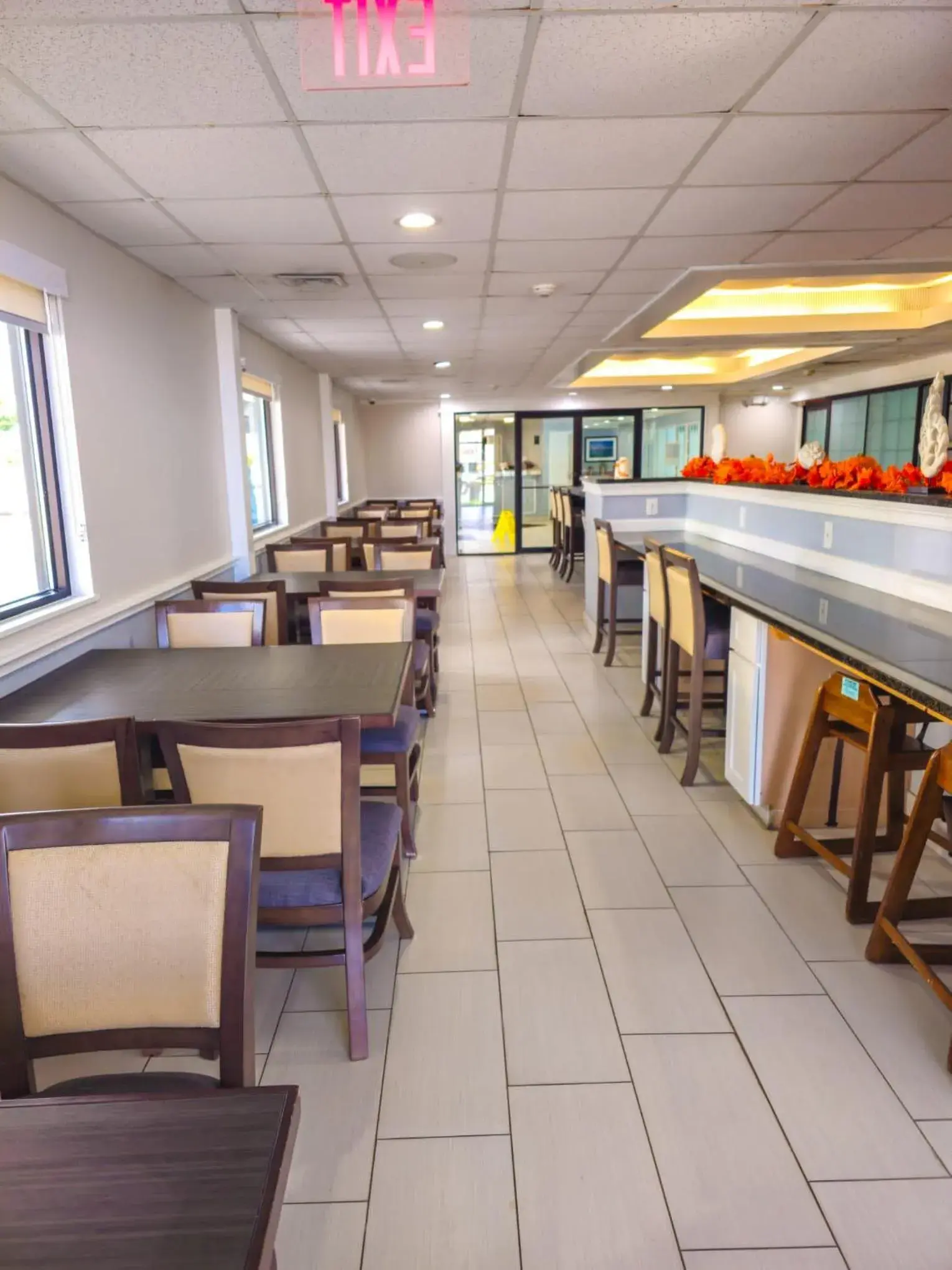 Breakfast in Heritage House Inn on Cape Cod, an Ascend Collection Hotel Breakfast in Heritage House Inn on Cape Cod, an Ascend Collection Hotel