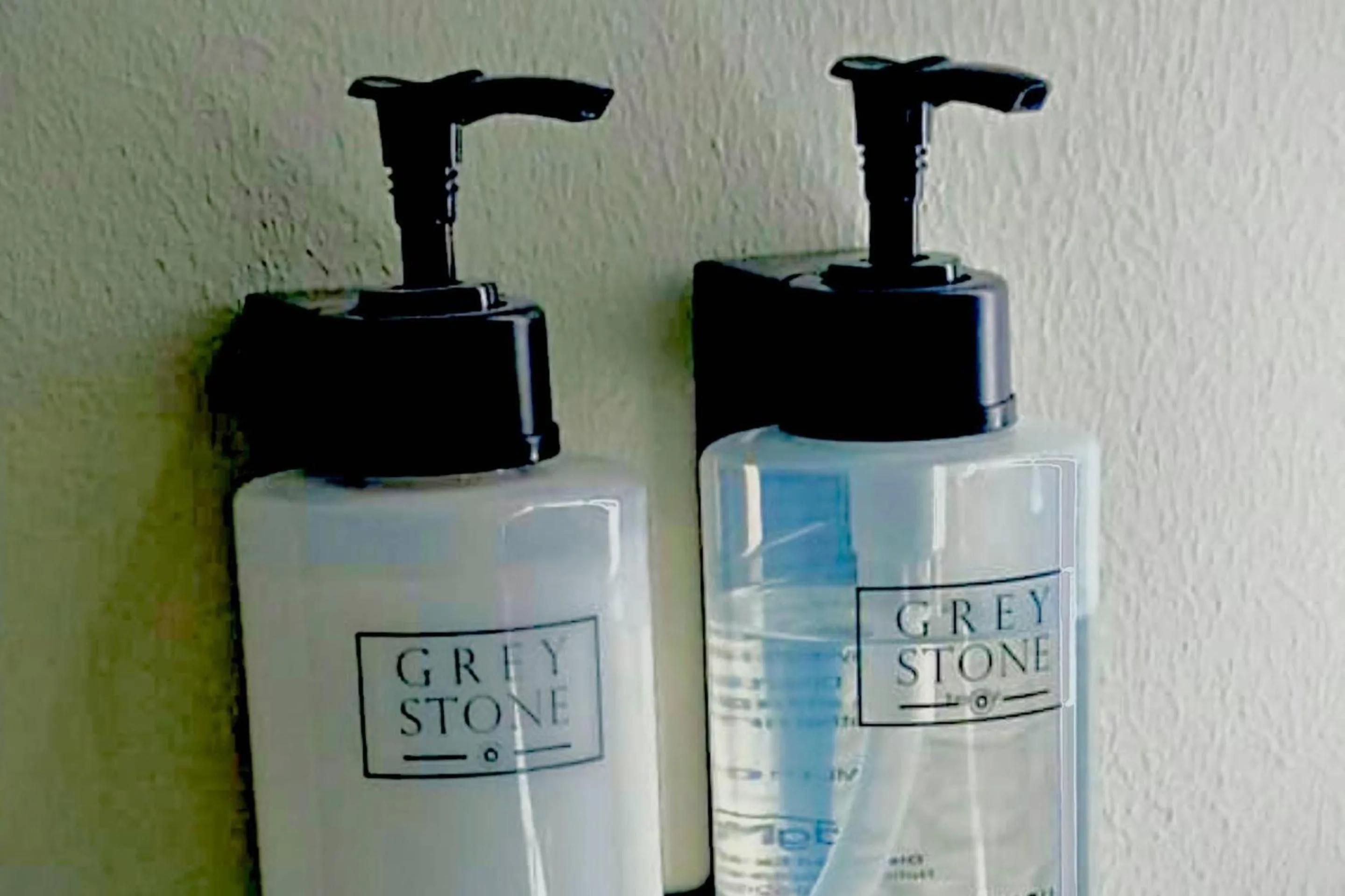 Bedroom in Heritage House Inn on Cape Cod, an Ascend Collection Hotel