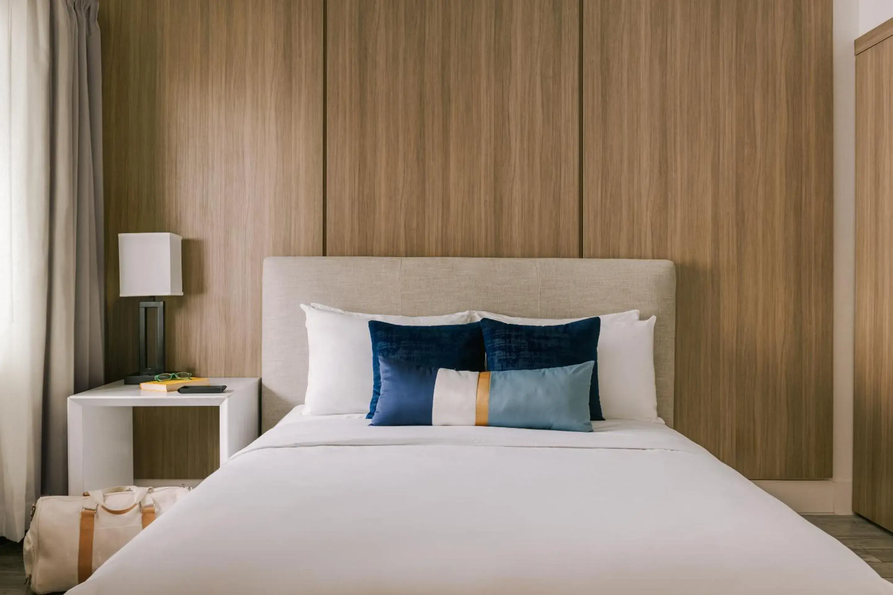 Superior Queen Room with Two Queen Beds in Hillsboro Beach Resort by Kasa Superior Queen Room with Two Queen Beds in Hillsboro Beach Resort by Kasa