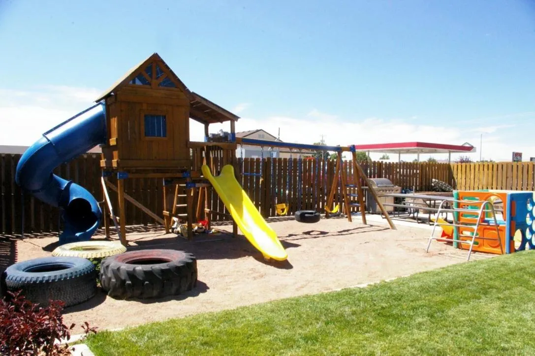 Children play ground in Country Cabins Inn