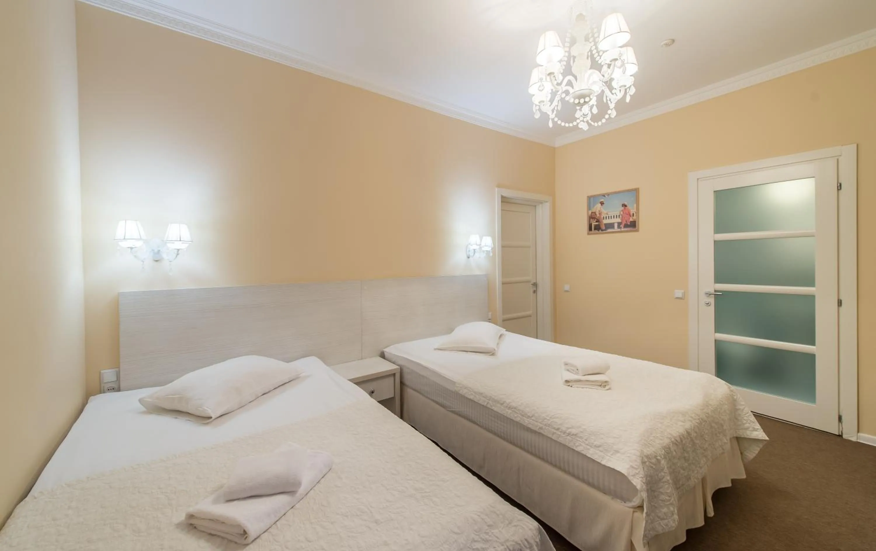 Photo of the whole room, Bed in light hotel & hub